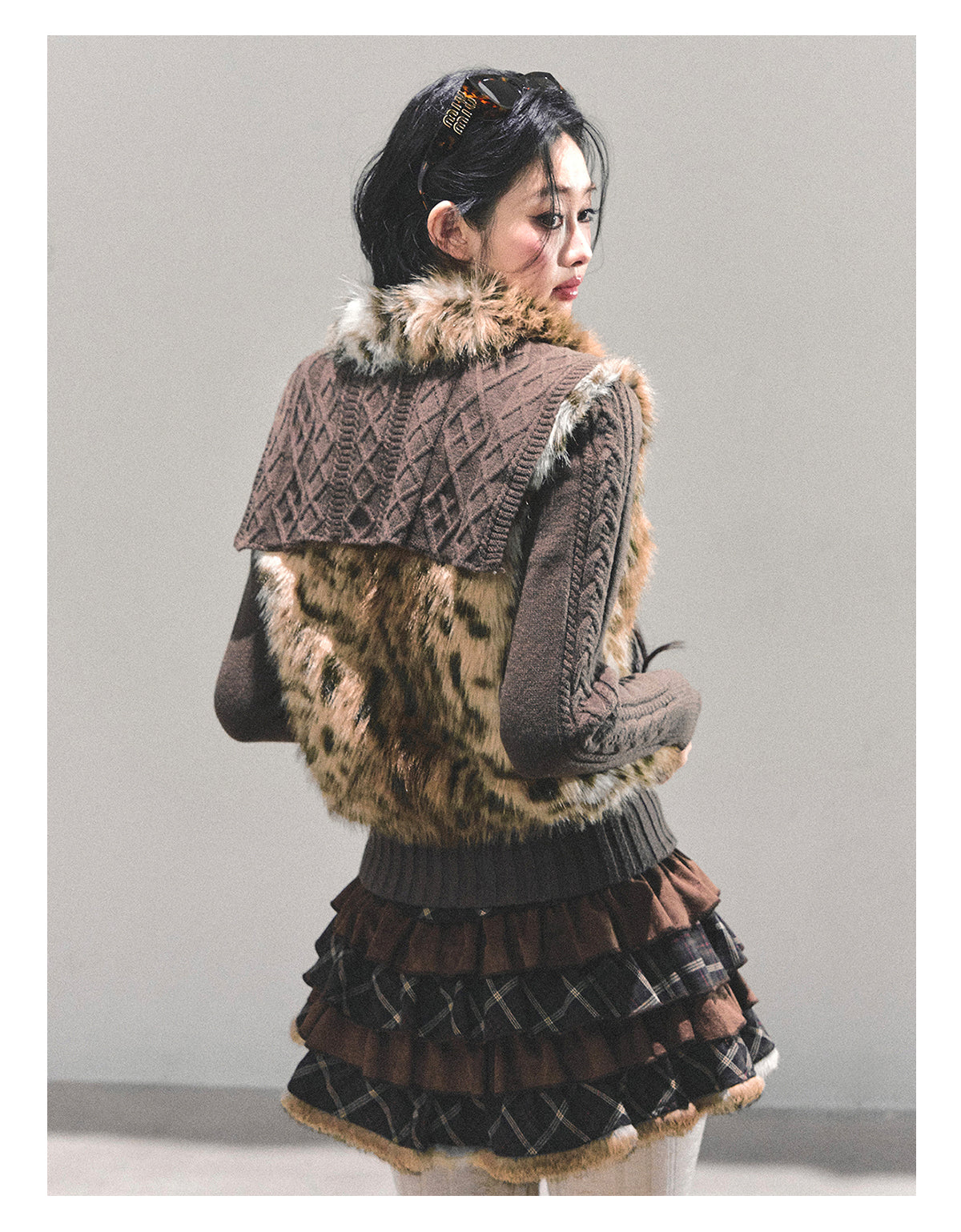 ShaoYeYan She Walks Through Wilderness Fake Two-Layer Coat