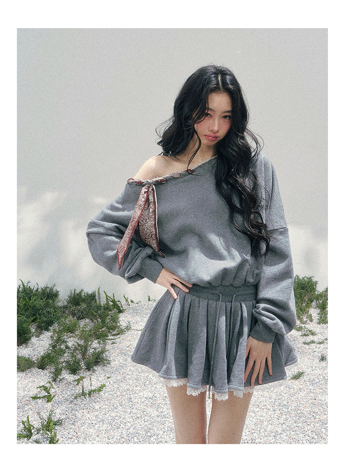 ShaoYeYan Aomalm Wind Like a Maiden Off-Shoulder Sweater Dress