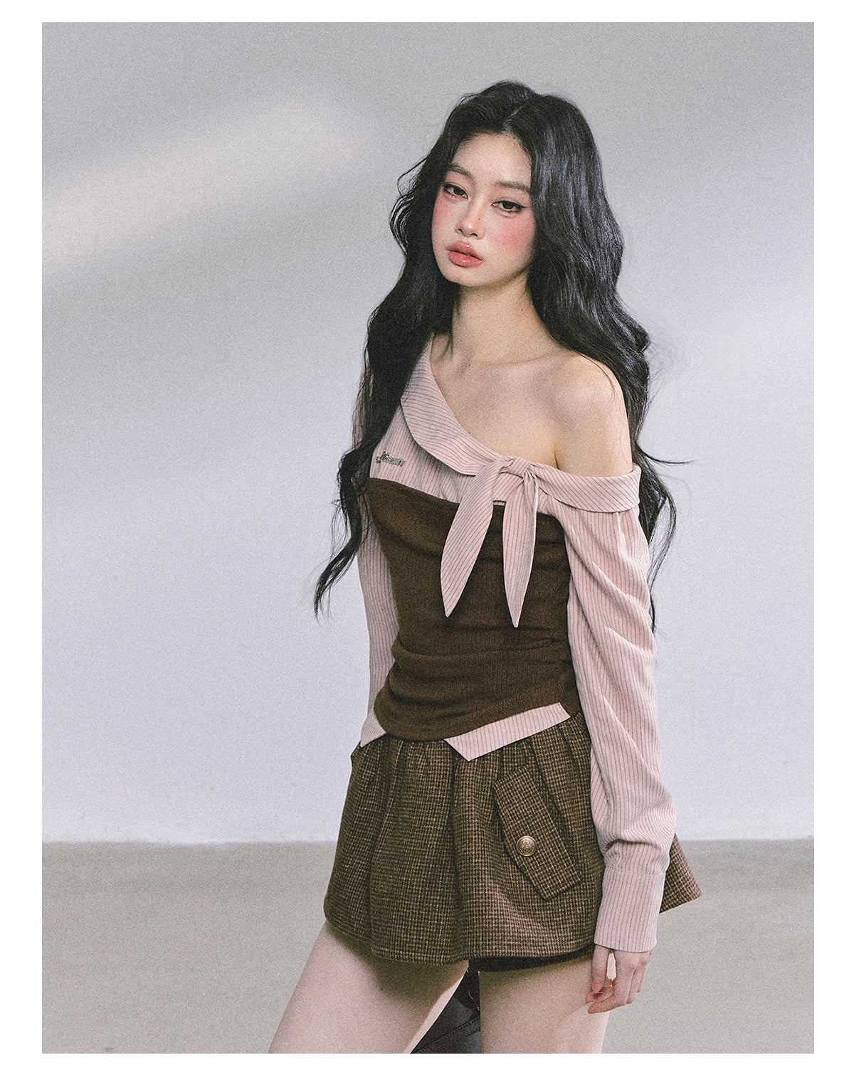 ShaoYeYan Fake Two-Piece Off-Shoulder Plaid T-Shirt