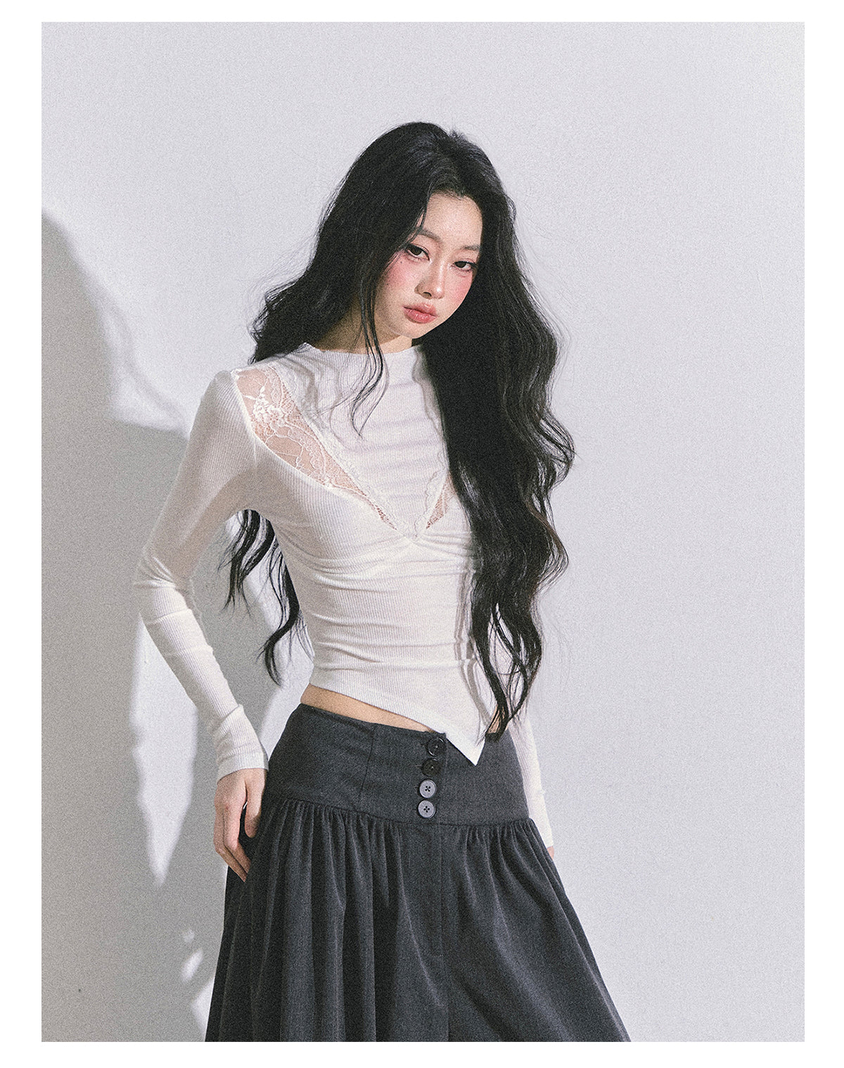 ShaoYeYan Showa Era Heiress Long Sleeve Lace Knit Crop Top