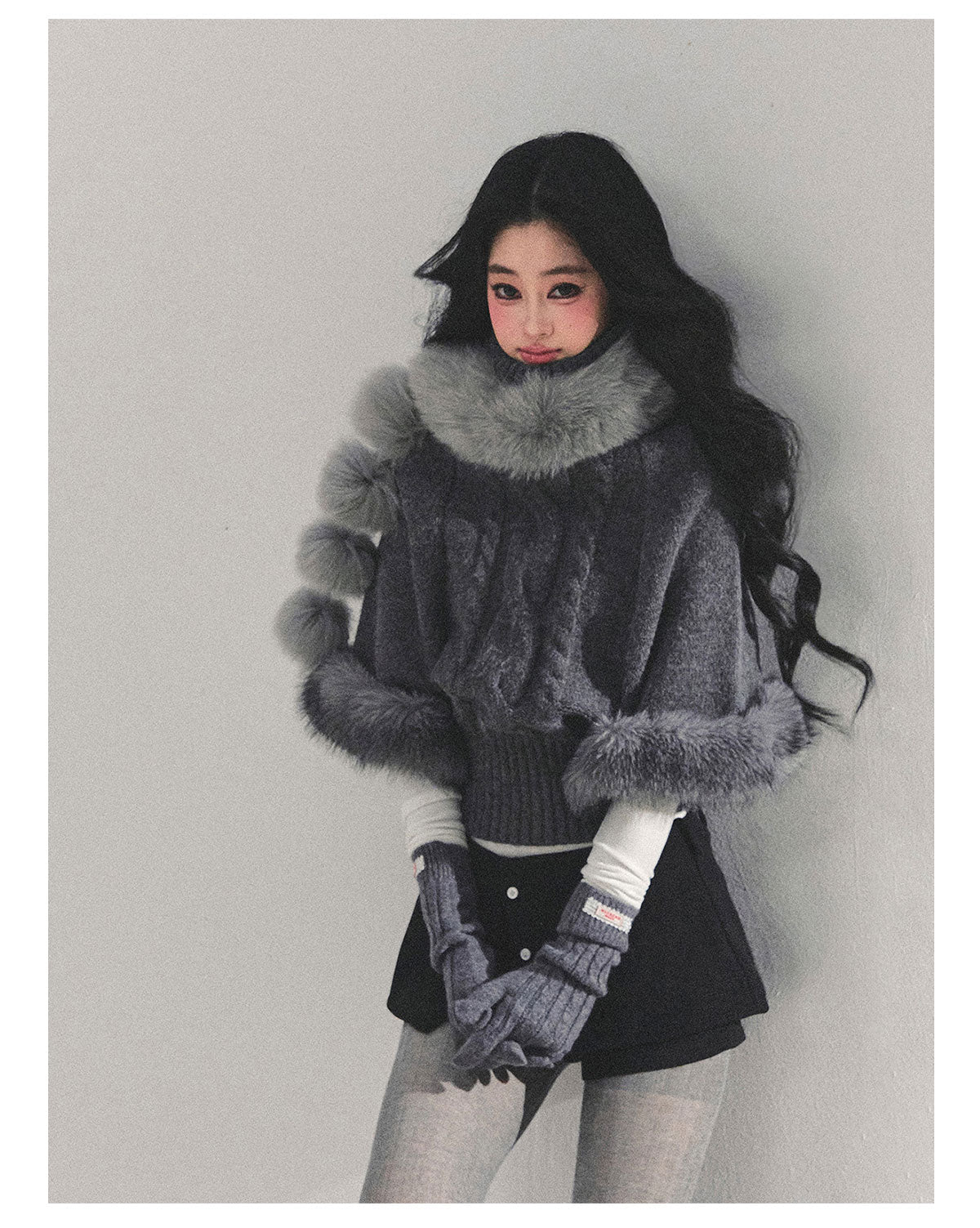 ShaoYeYan Passing By Her Side Faux Fox Fur Collar