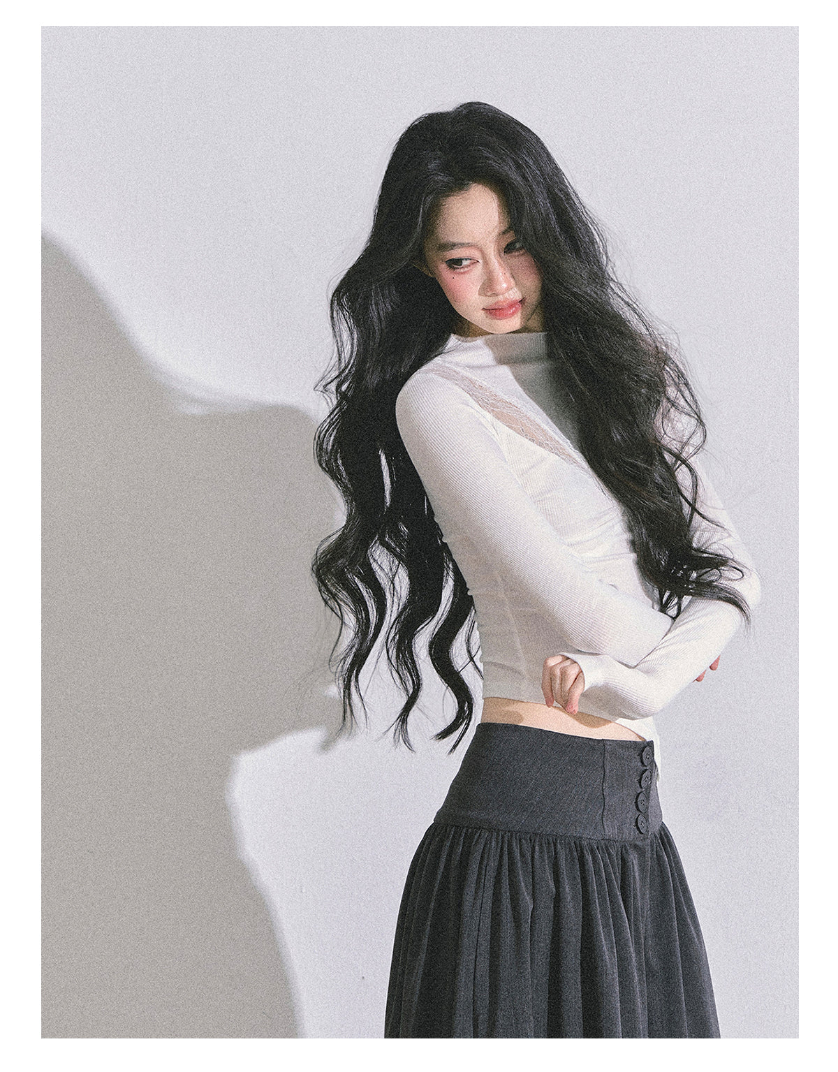 ShaoYeYan Showa Era Heiress Long Sleeve Lace Knit Crop Top