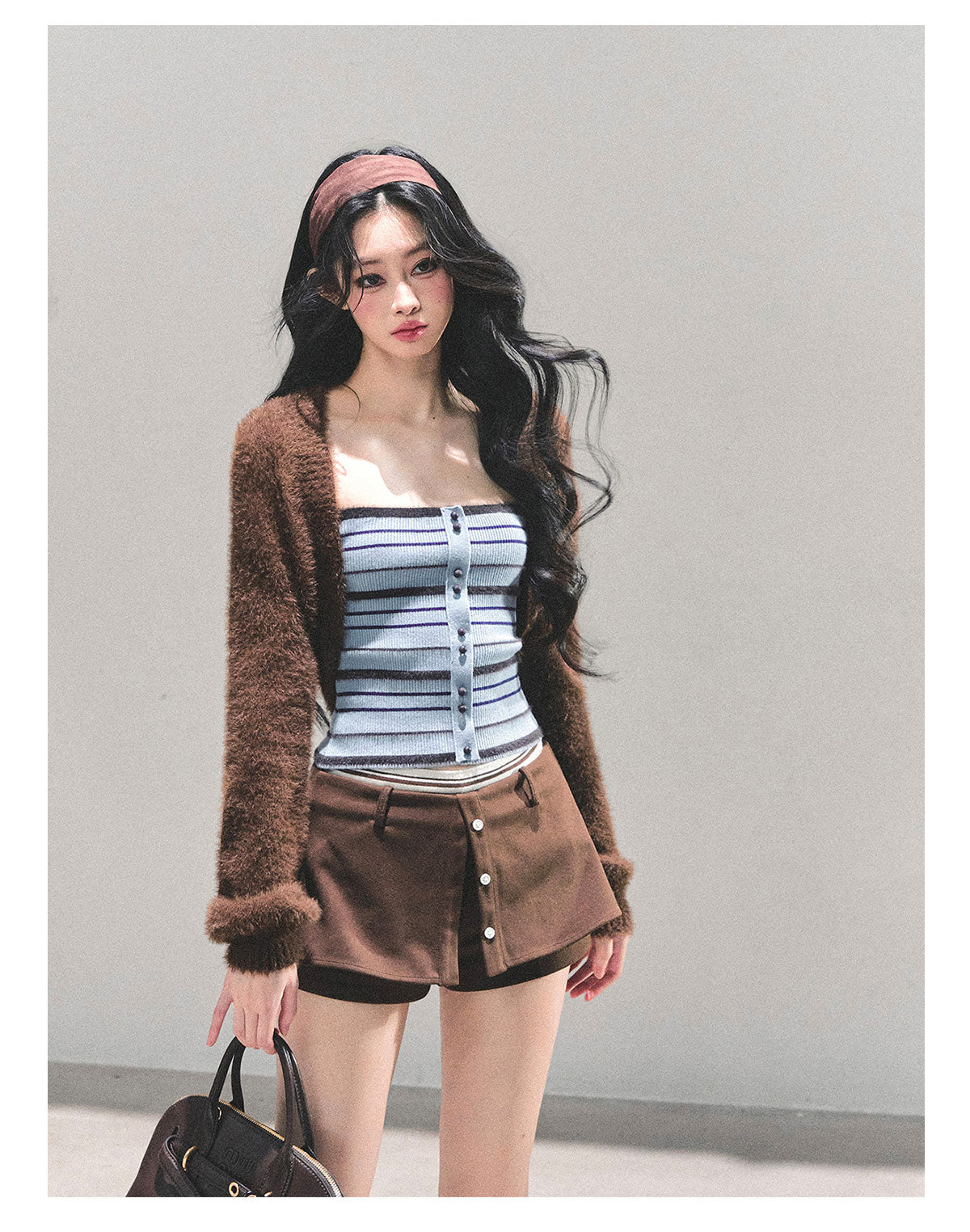 ShaoYeYan Untitled Blue Off-Shoulder Striped T-Shirt