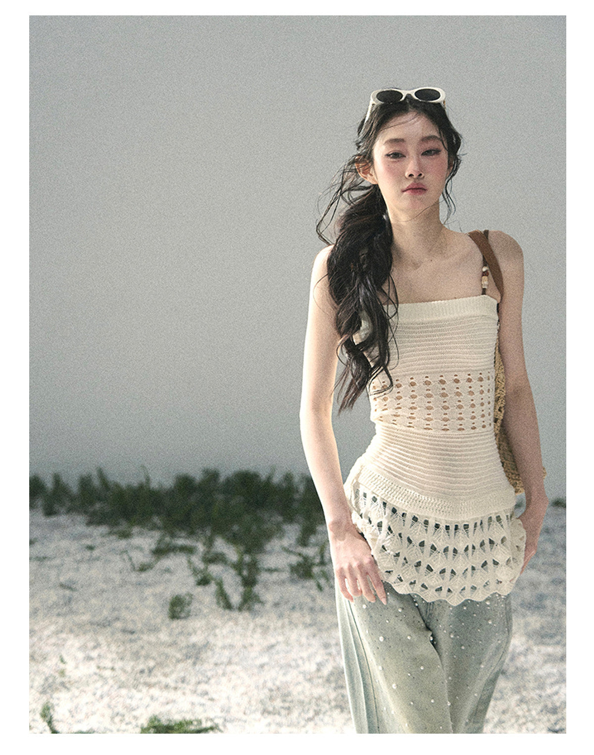 ShaoYeYan Aomalm Gap of Existence French Knit Hollow Cami