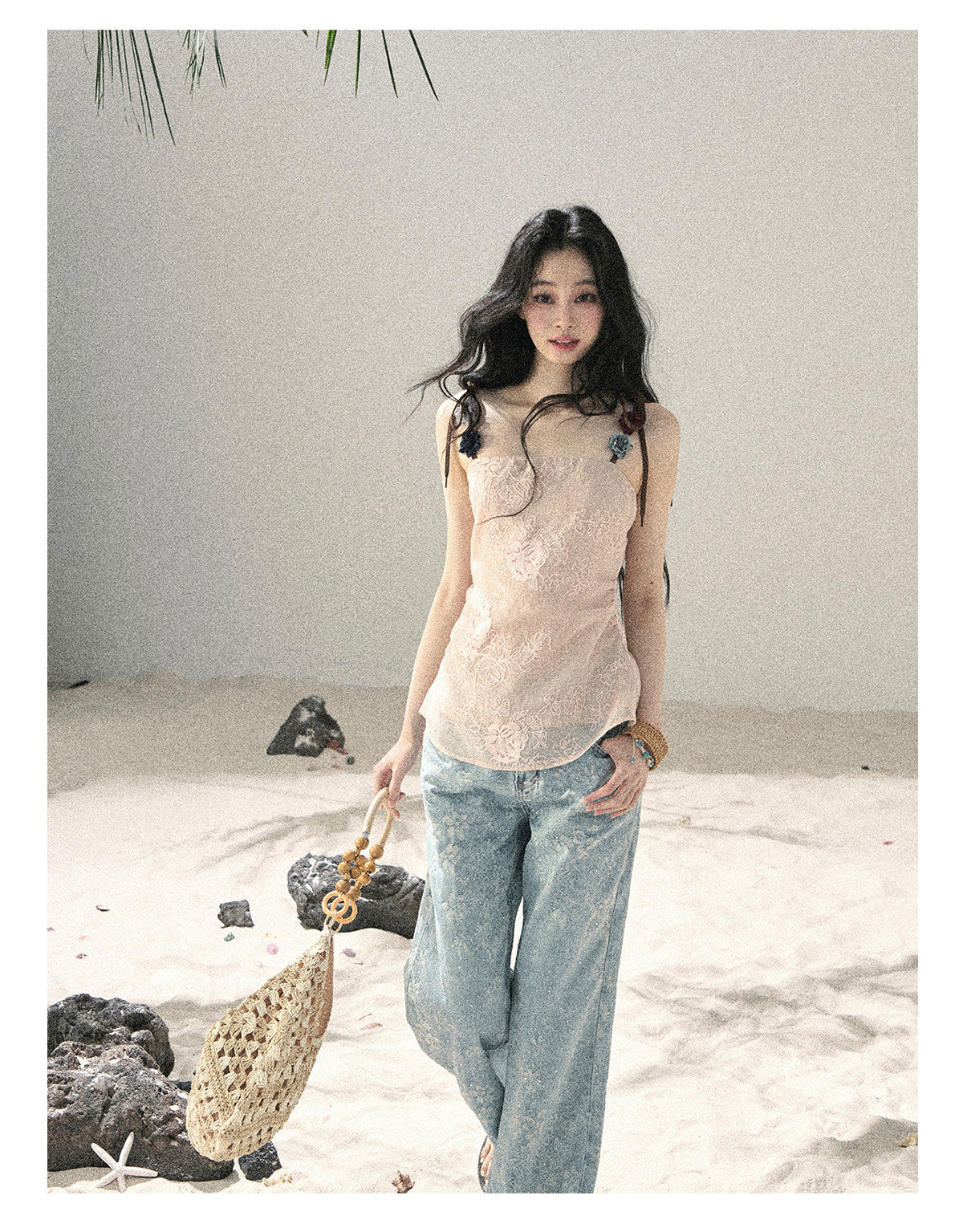 ShaoYeYan Aomalm Begonia Drunk on Evening Breeze Embroidered Floral Top