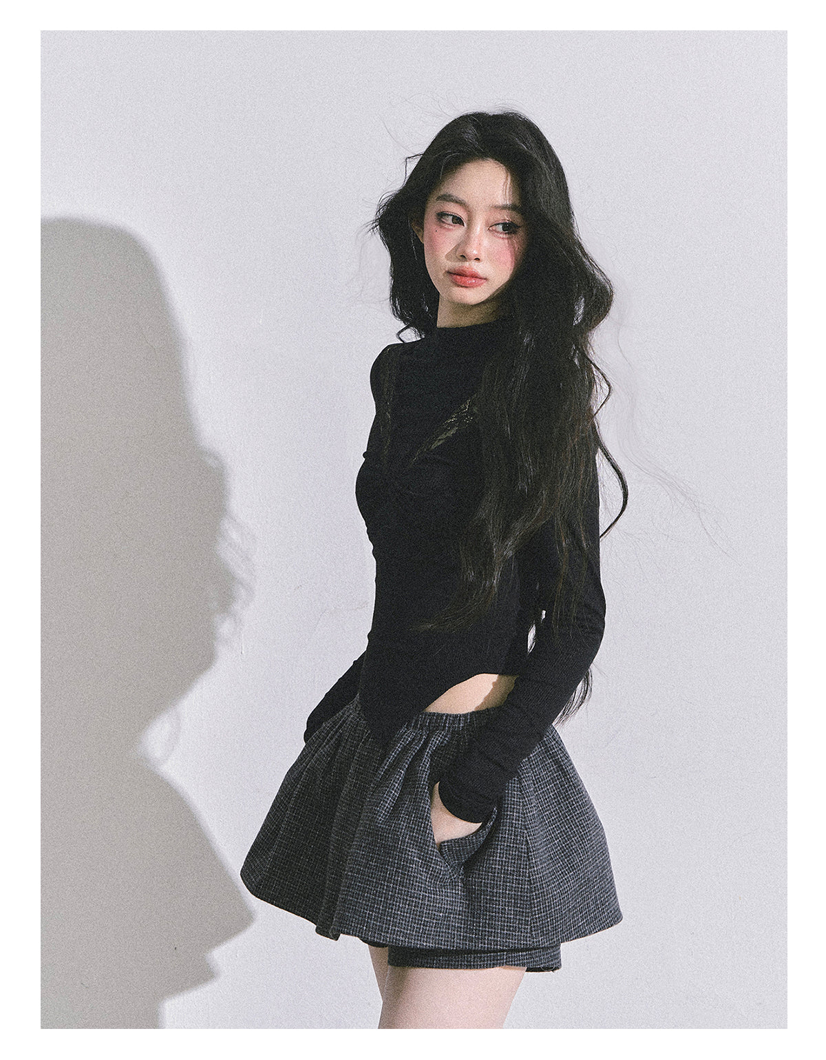 ShaoYeYan Showa Era Heiress Long Sleeve Lace Knit Crop Top
