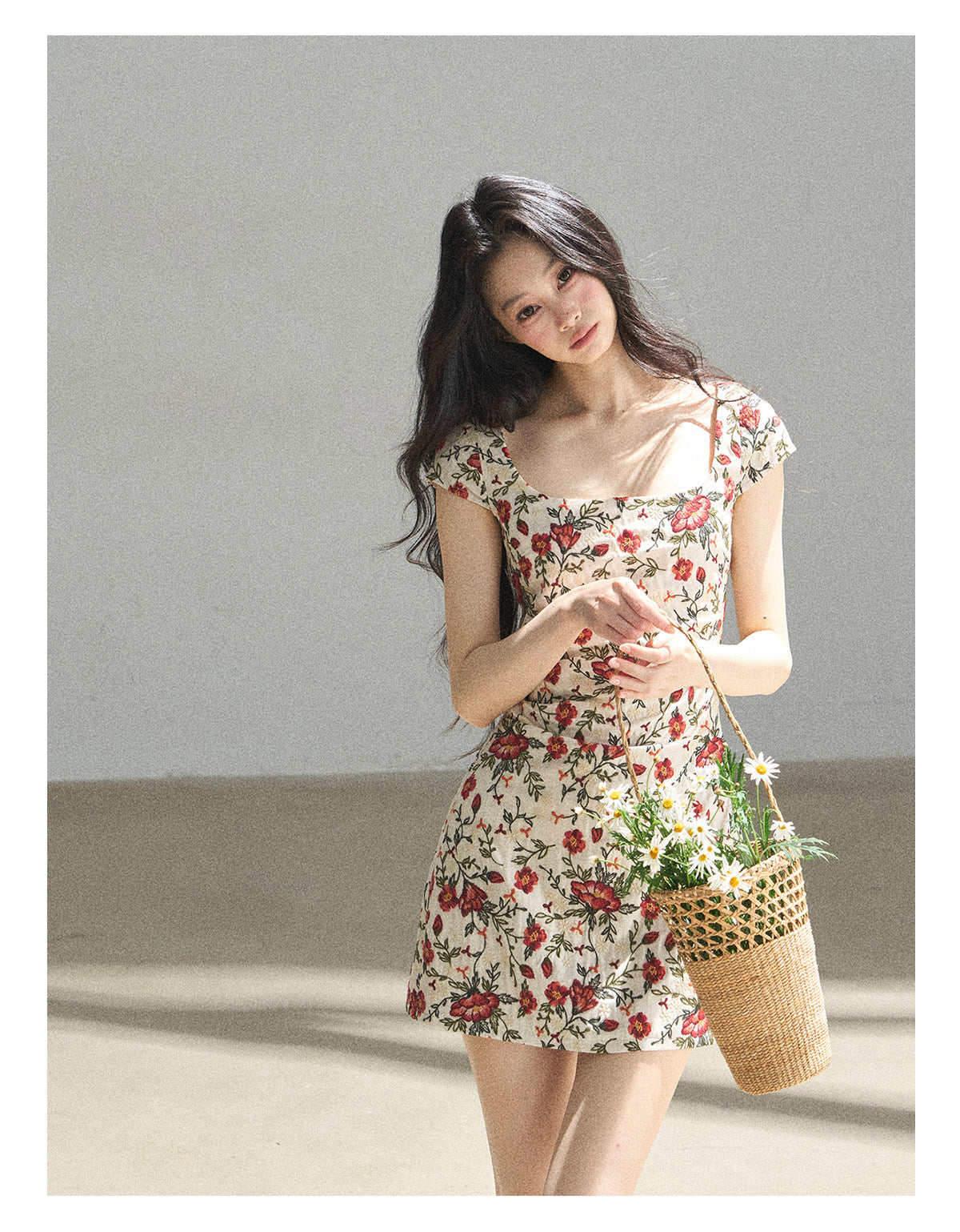 ShaoYeYan Aomalm Rose's Back Garden French Vacation Embroidered Floral Dress