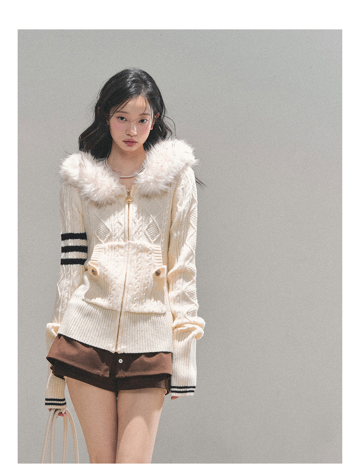 ShaoYeYan Only She Walked By Hooded Sweater