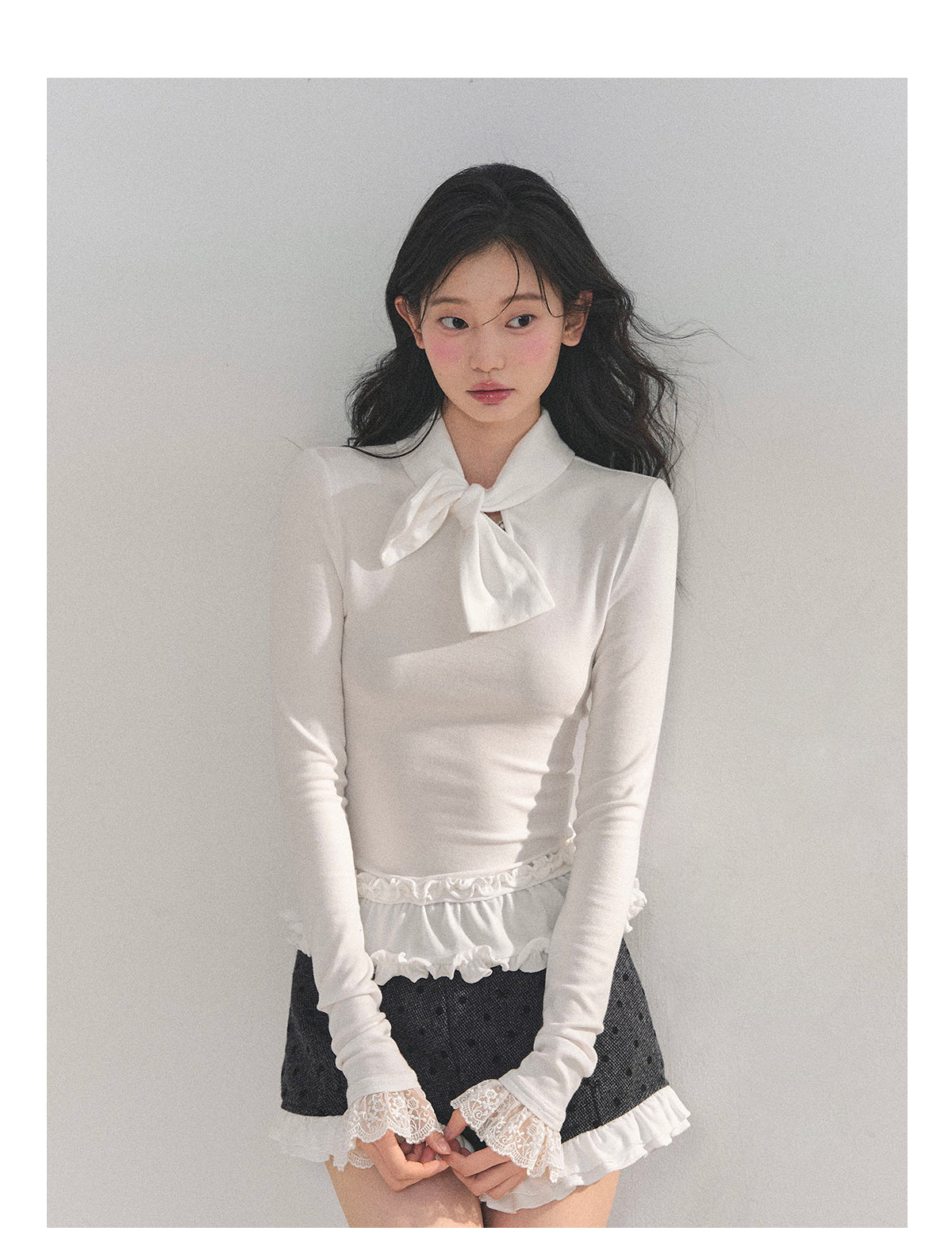 ShaoYeYan She Shatters Moonlight Ruffle Lace T-Shirt