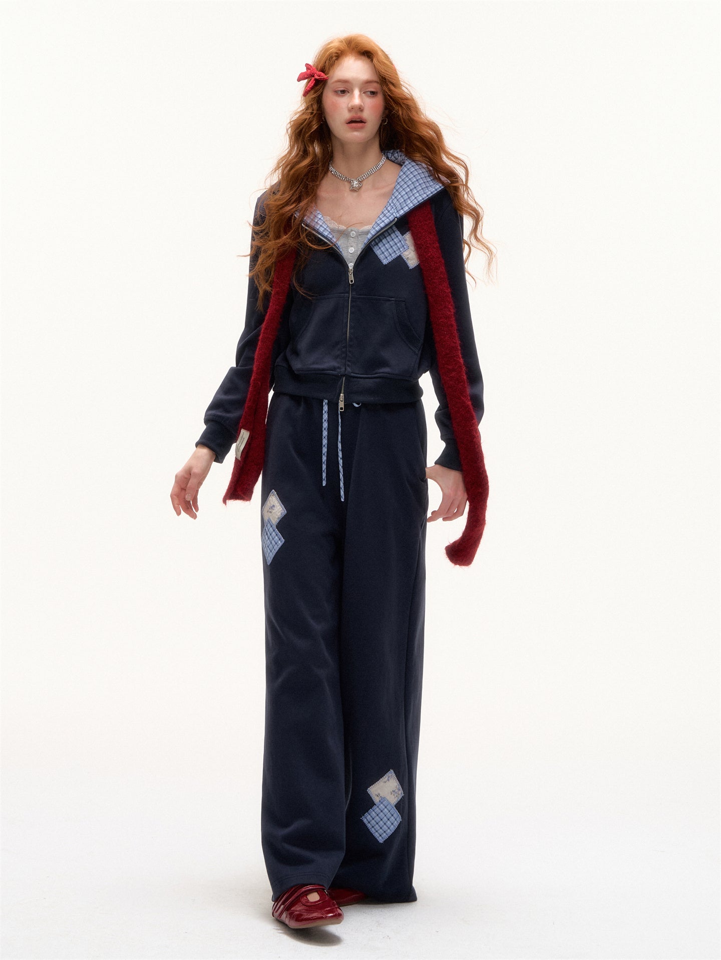 AsGony Retro Academic Style Slim Fit Plaid Patchwork Sweatshirt & Straight Leg Jogger Set