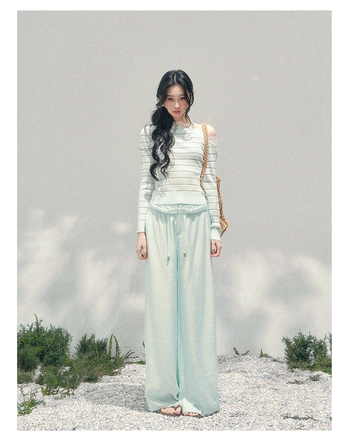 ShaoYeYan Aomalm Gentle Glance Knit Lace Top