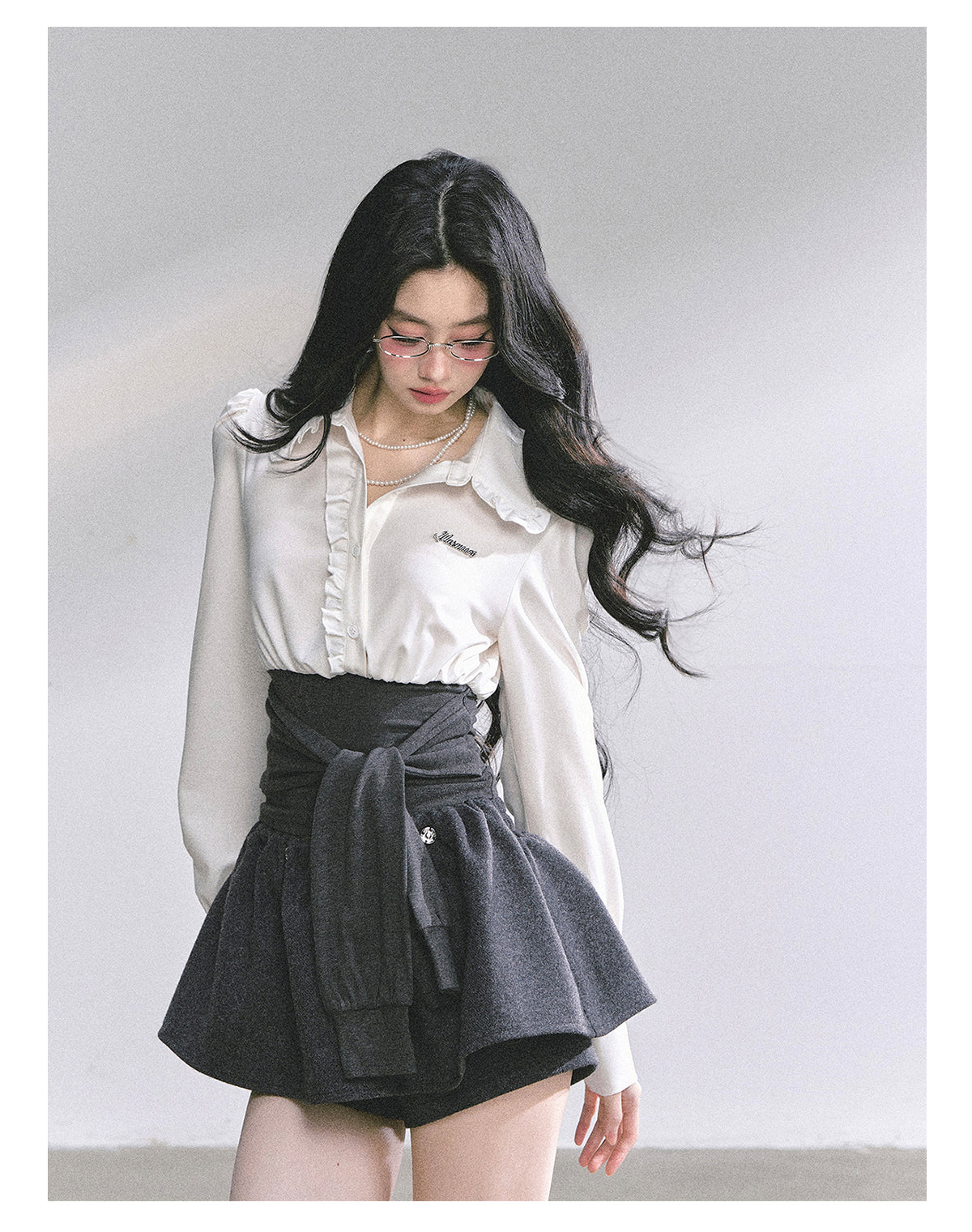 SHAOYEYAN French Inspired Ruffle Sleeve Blouse