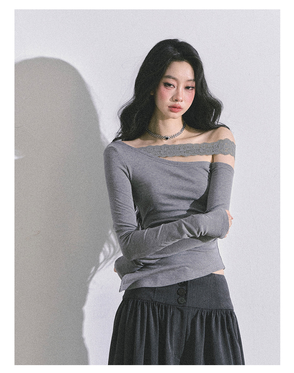 ShaoYeYan Tiny Waist Basic Long Sleeve Off-Shoulder Lace Top