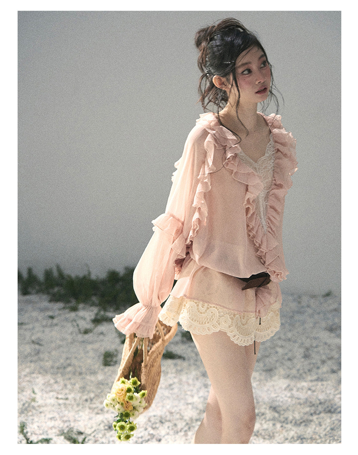 ShaoYeYan Aomalm Listening to Wind's Whisper French Ruffle Lace Blouse