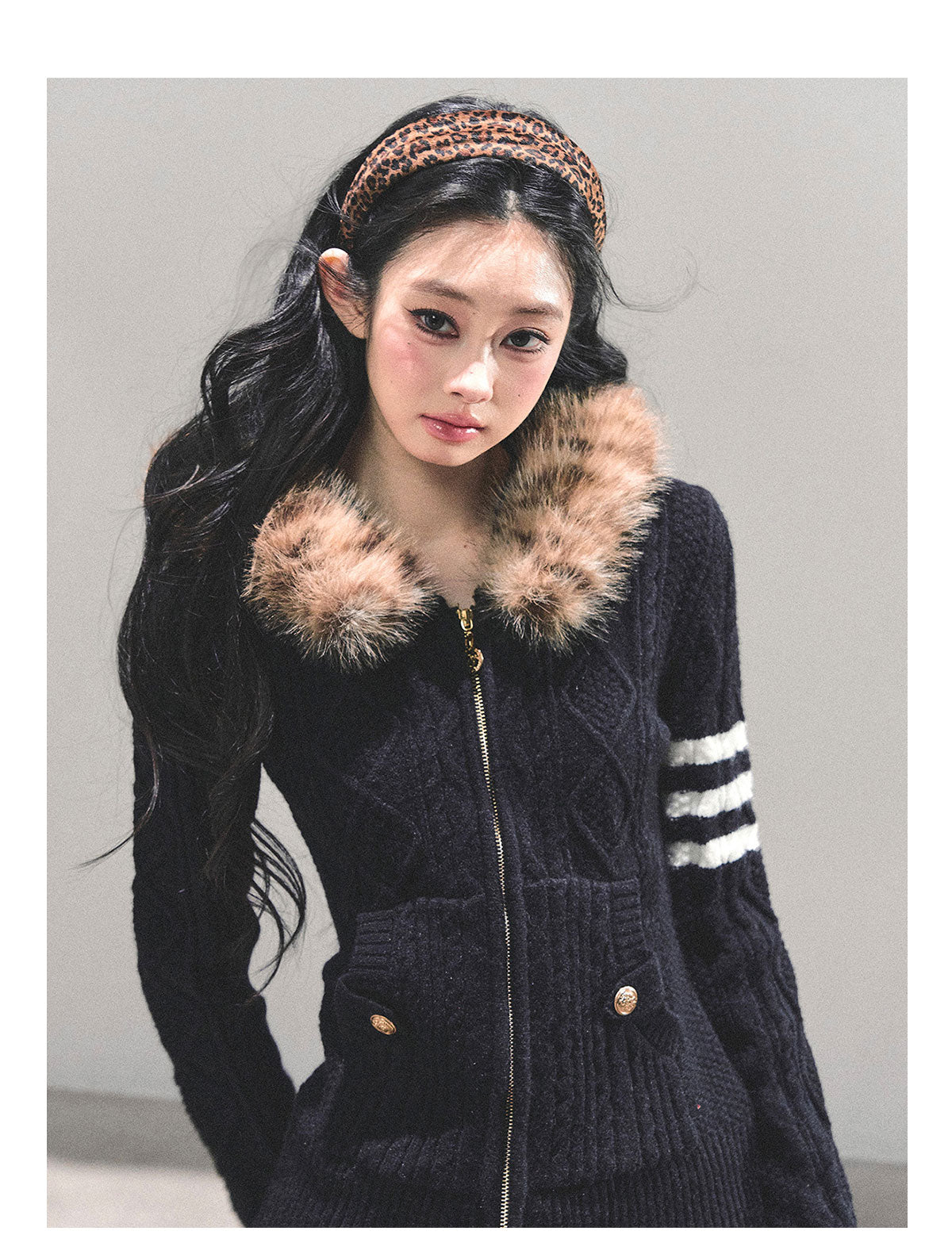 ShaoYeYan Only She Walked By Hooded Sweater