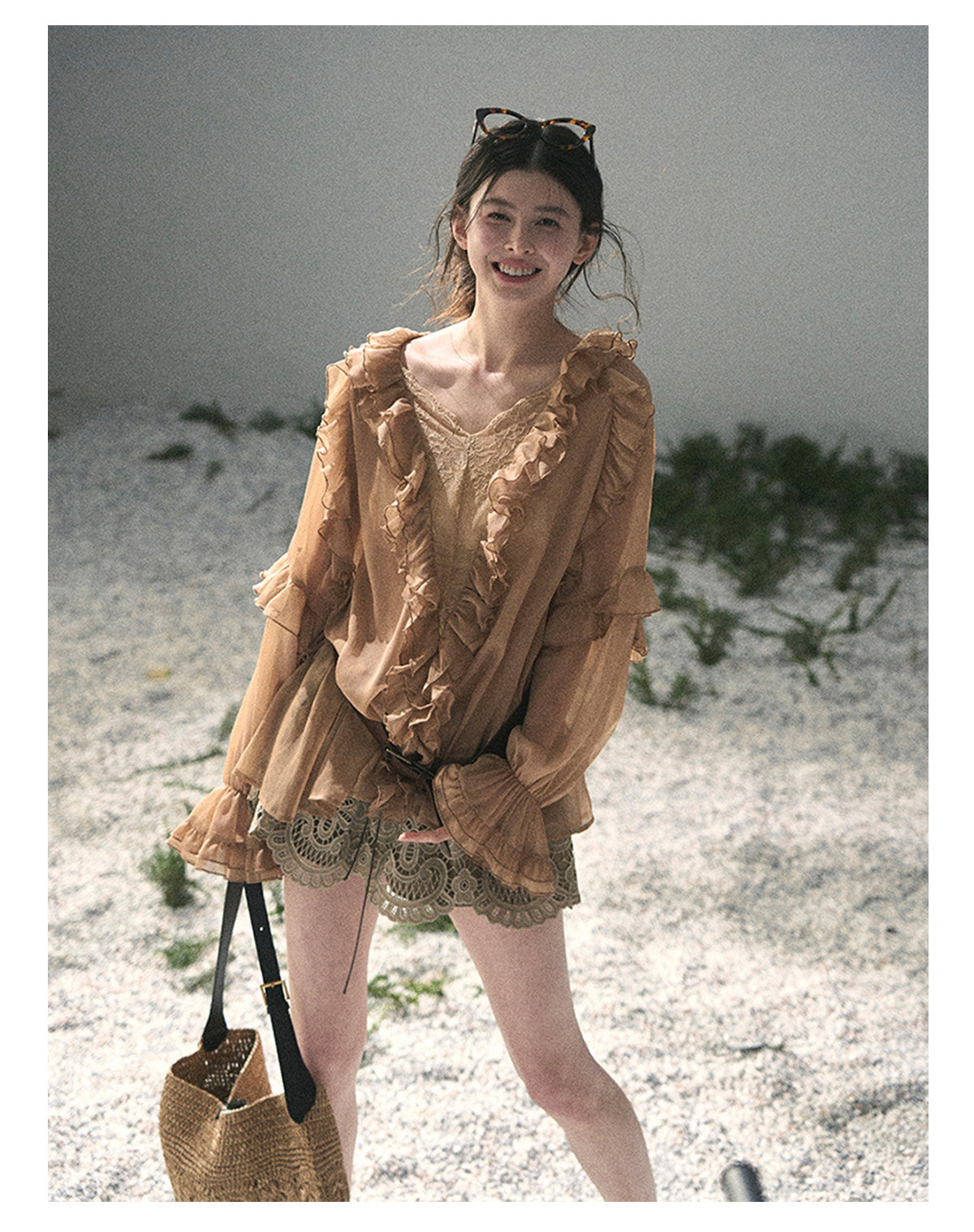 ShaoYeYan Aomalm Listening to Wind's Whisper French Ruffle Lace Blouse