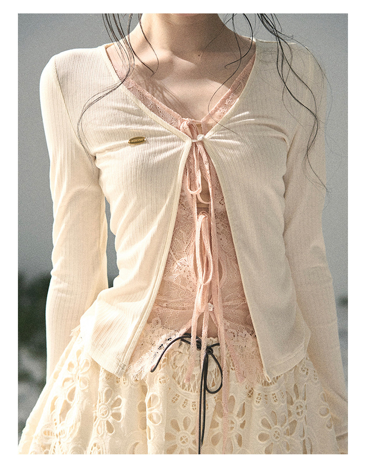 ShaoYeYan Aomalm Dreams Born in Cracks Fake Two-Layer Korean Lace Top
