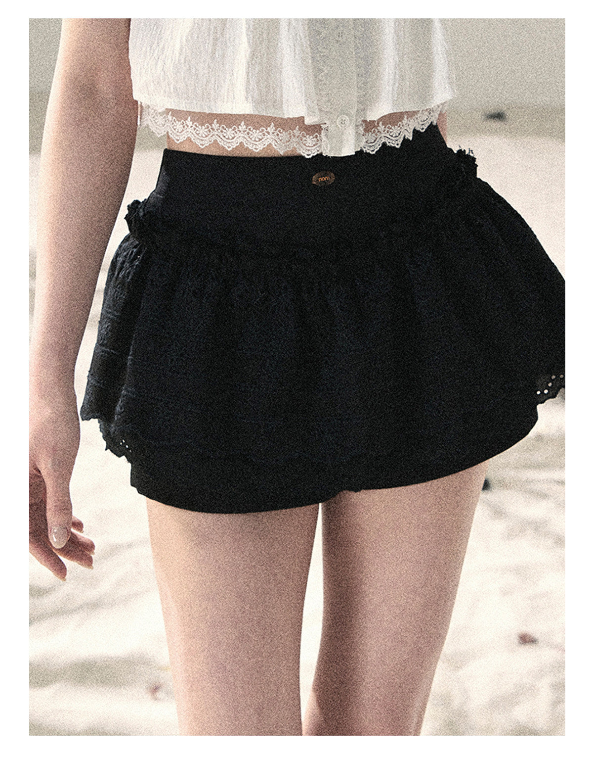 ShaoYeYan Aomalm Fragmented Light & Shadow French Hollow Puff Skirt