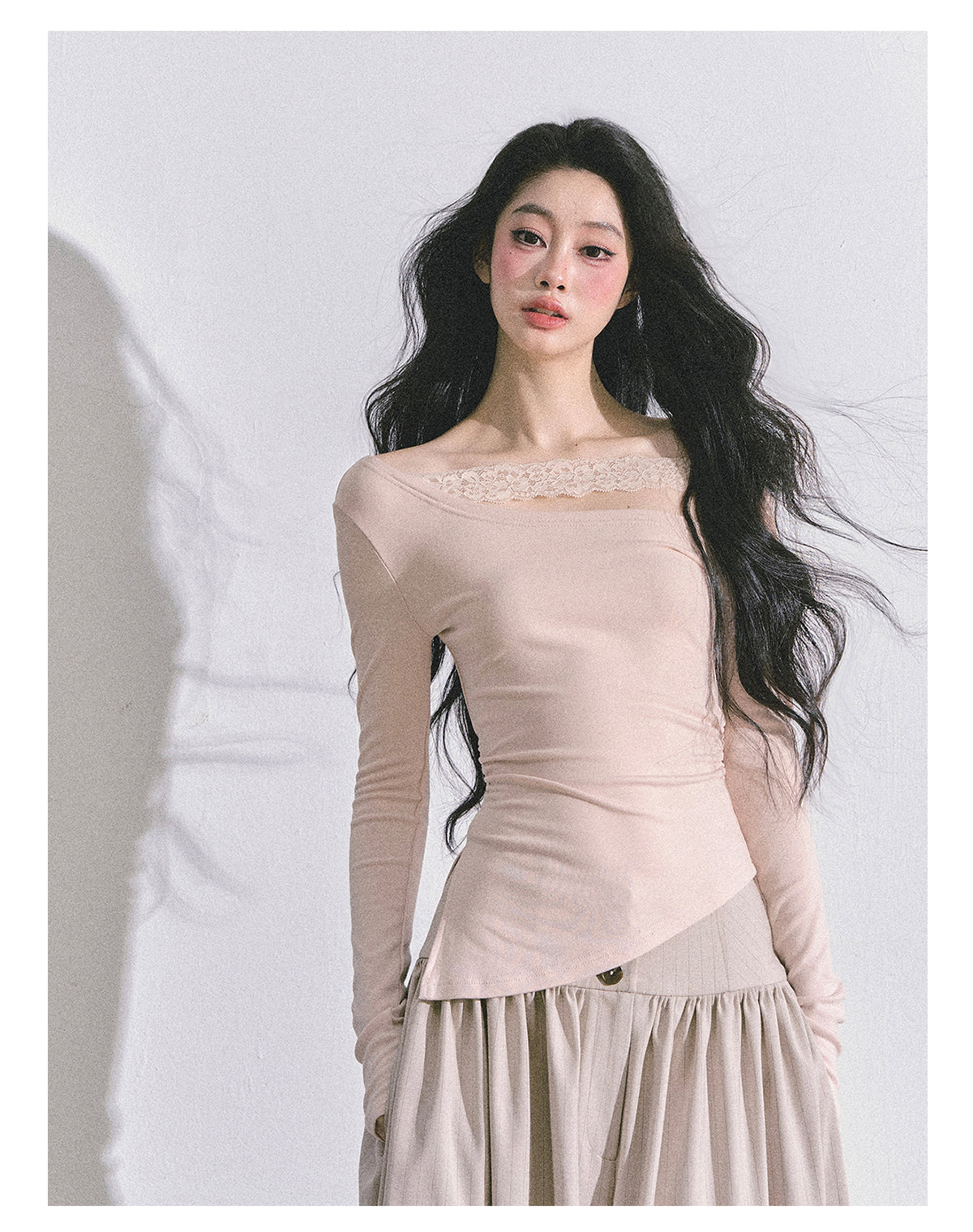 ShaoYeYan Tiny Waist Basic Long Sleeve Off-Shoulder Lace Top