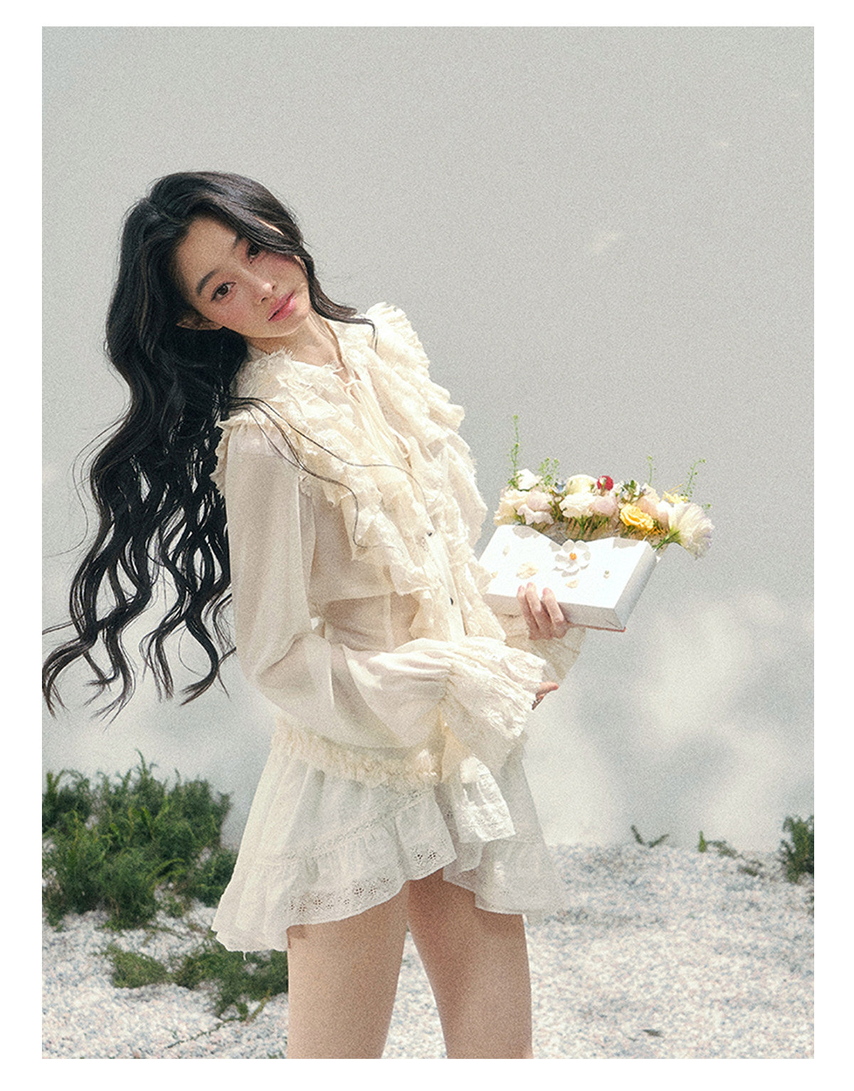 ShaoYeYan Aomalm Temperature of Memory French Court Style Ruffle Lace Blouse