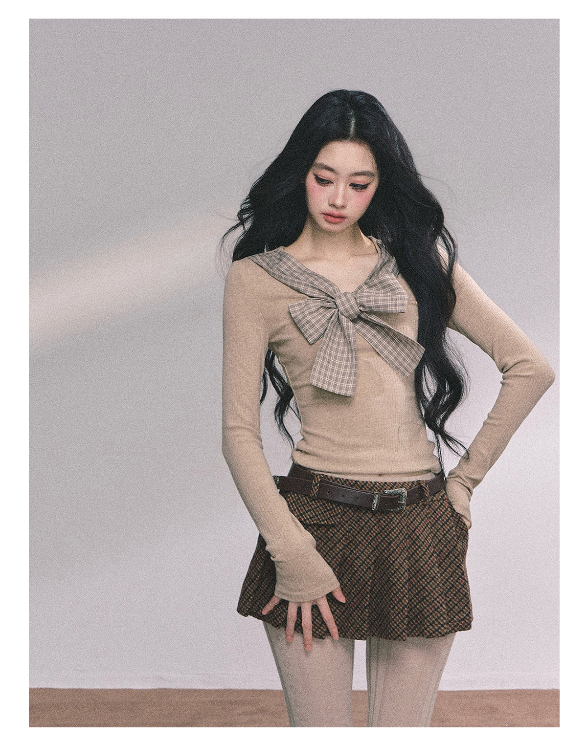 ShaoYeYan Schoolgirl Character Card Fake Two-Layer Bow Plaid Knit Top