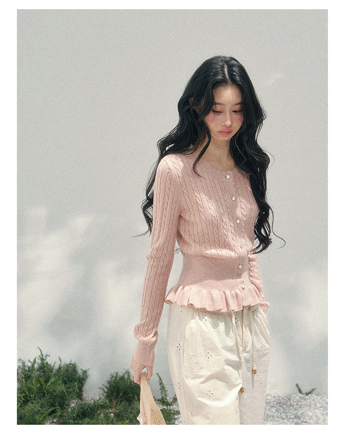ShaoYeYan Aomalm Pearl's Gentle Ode Waist-Defining Ruffle Sweater