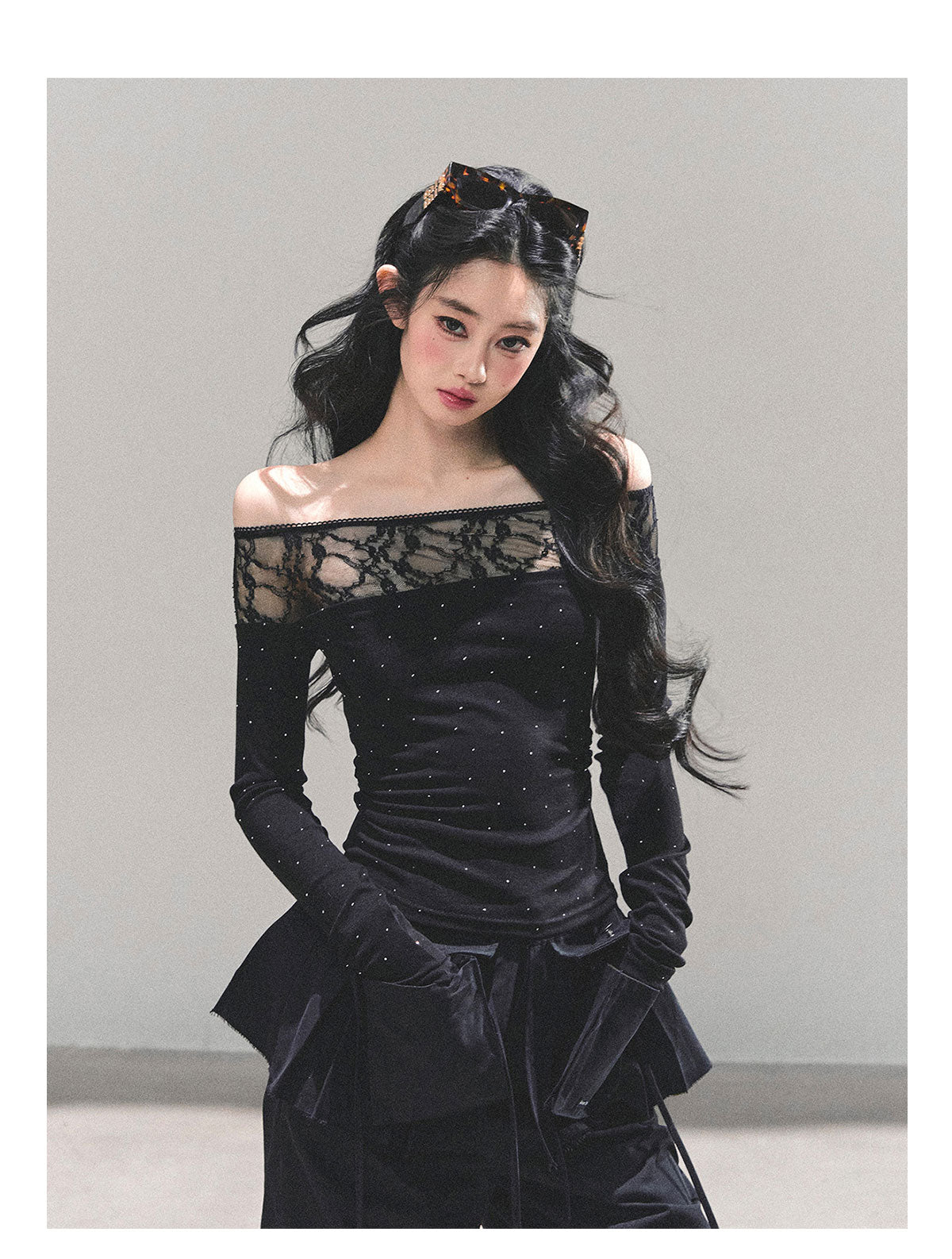 ShaoYeYan Blank Warmth Off-Shoulder Long Sleeve T-Shirt