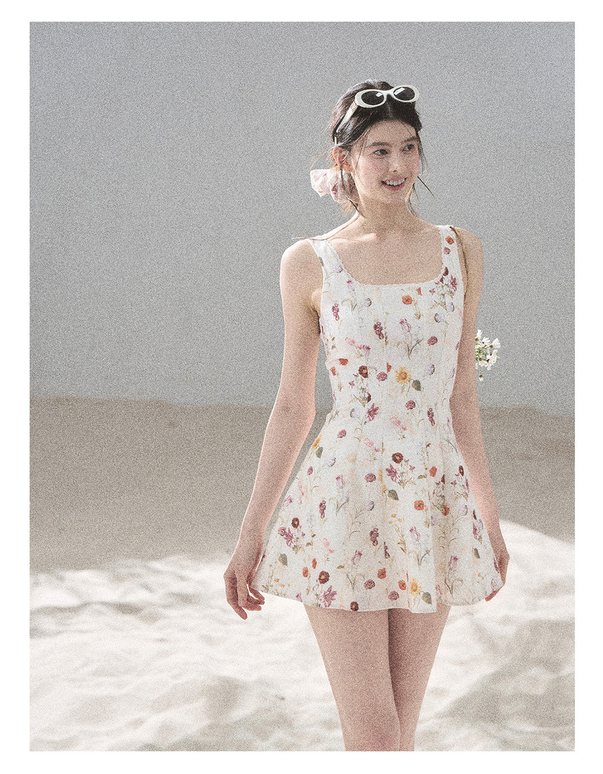 ShaoYeYan Aomalm Chamomile Summer French Lace Floral Strap Dress