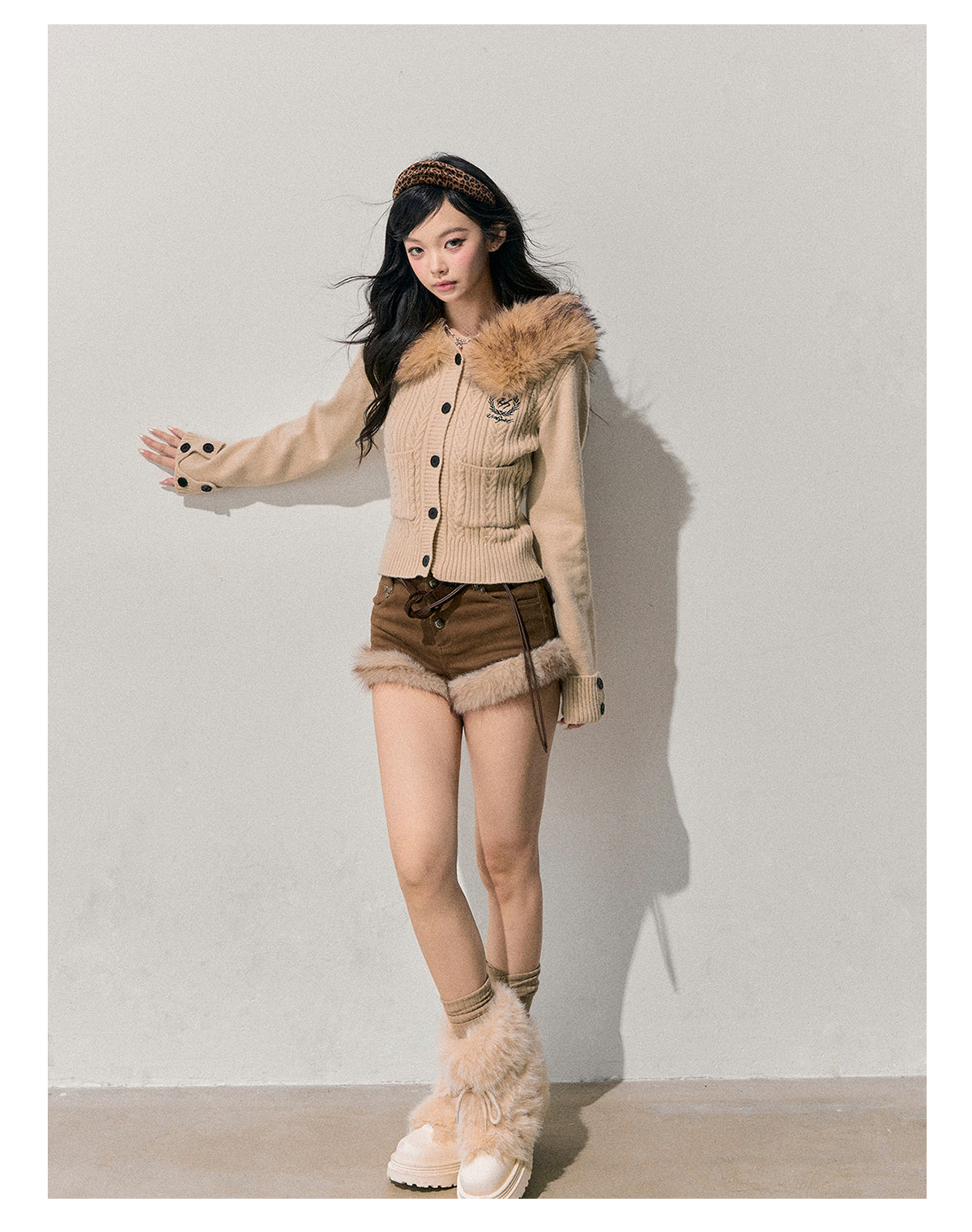 ShaoYeYan Aomalm Snow Falls Silently Plush Cardigan