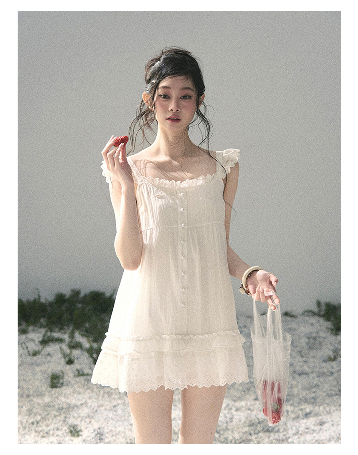 ShaoYeYan Aomalm Fragments of Light Adorn the Hem French Butterfly Sleeve Lace Dress