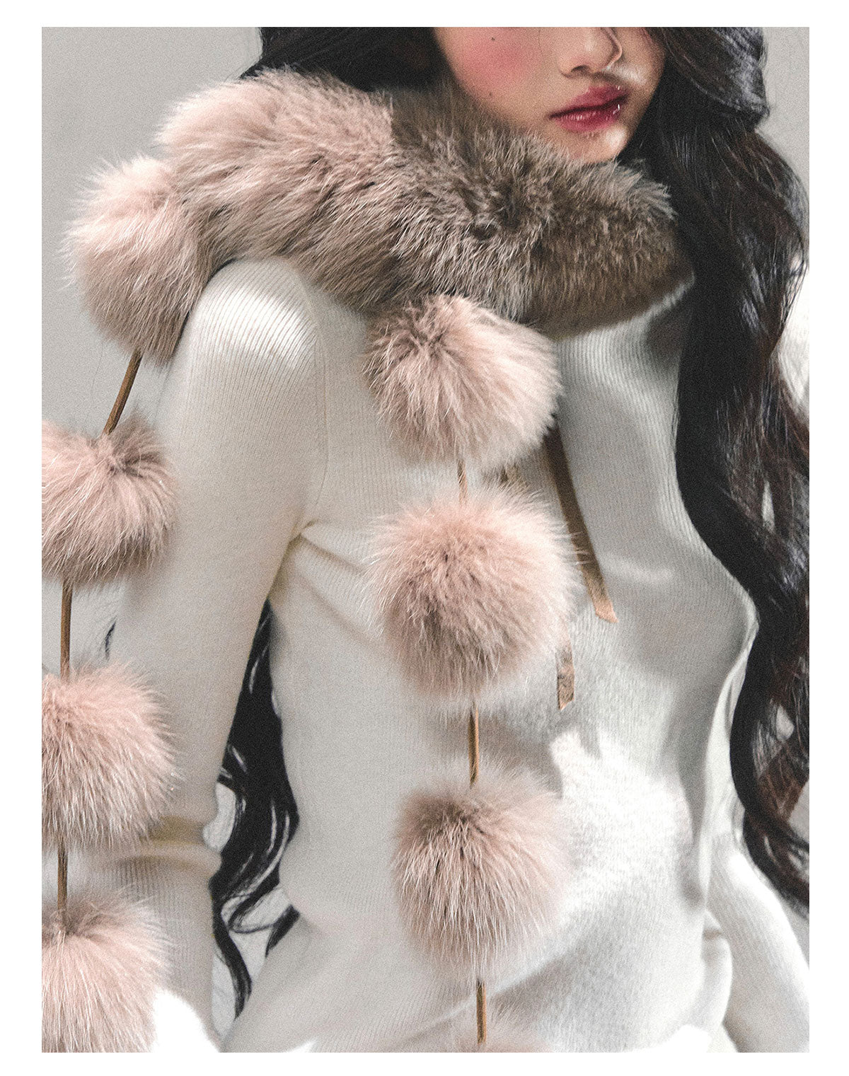 ShaoYeYan Passing By Her Side Faux Fox Fur Collar