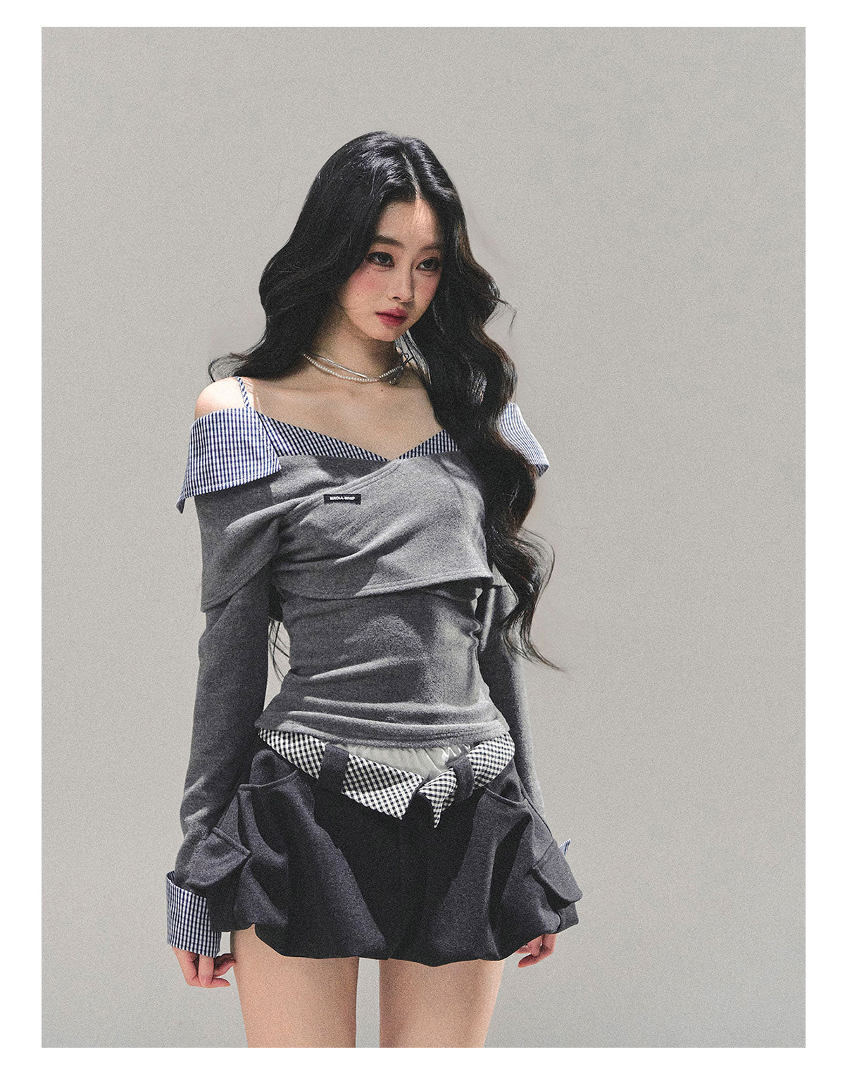 ShaoYeYan Dream Interweave Off-Shoulder Plaid T-Shirt