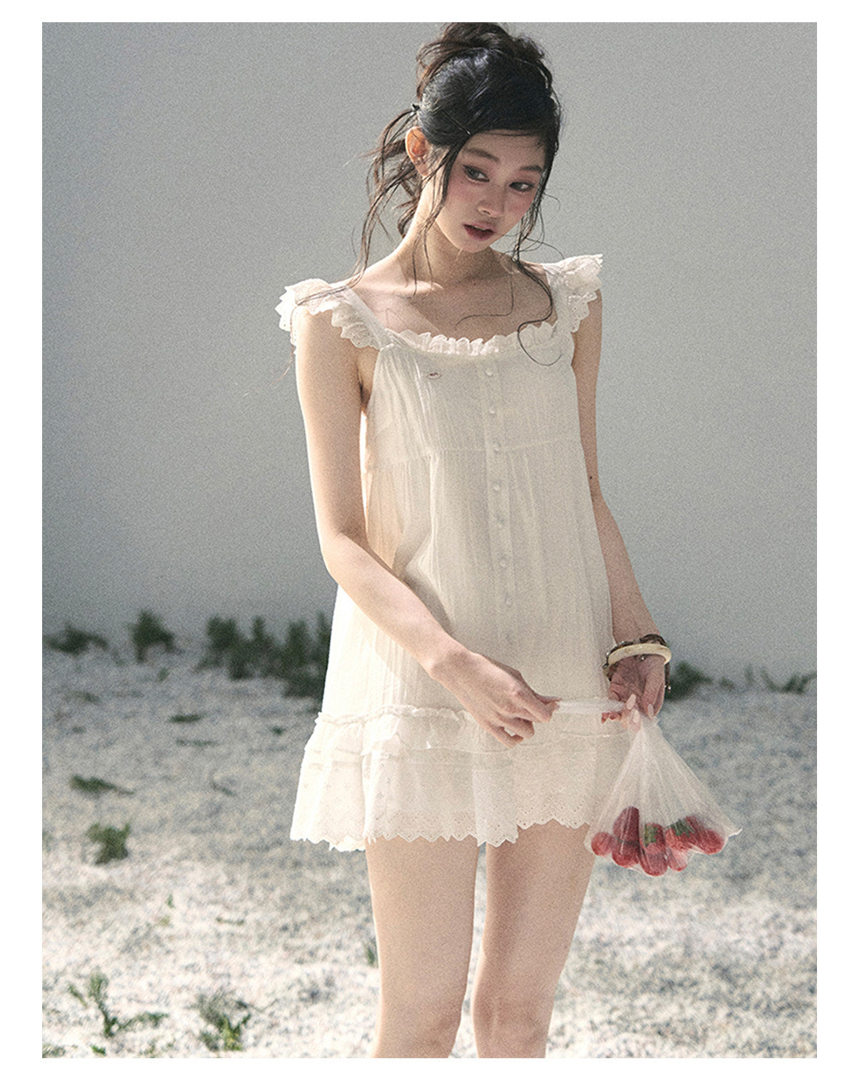 ShaoYeYan Aomalm Fragments of Light Adorn the Hem French Butterfly Sleeve Lace Dress