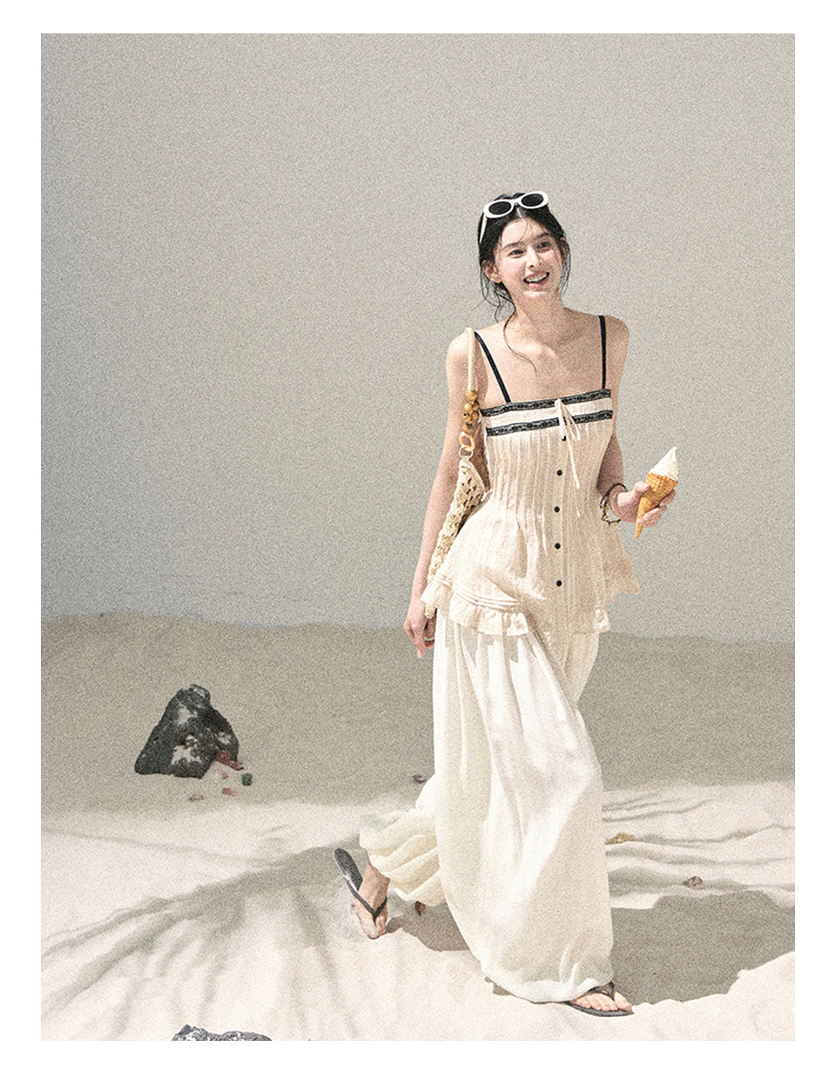 ShaoYeYan Aomalm Cool Sea Breeze Off-Shoulder French Lace Cami