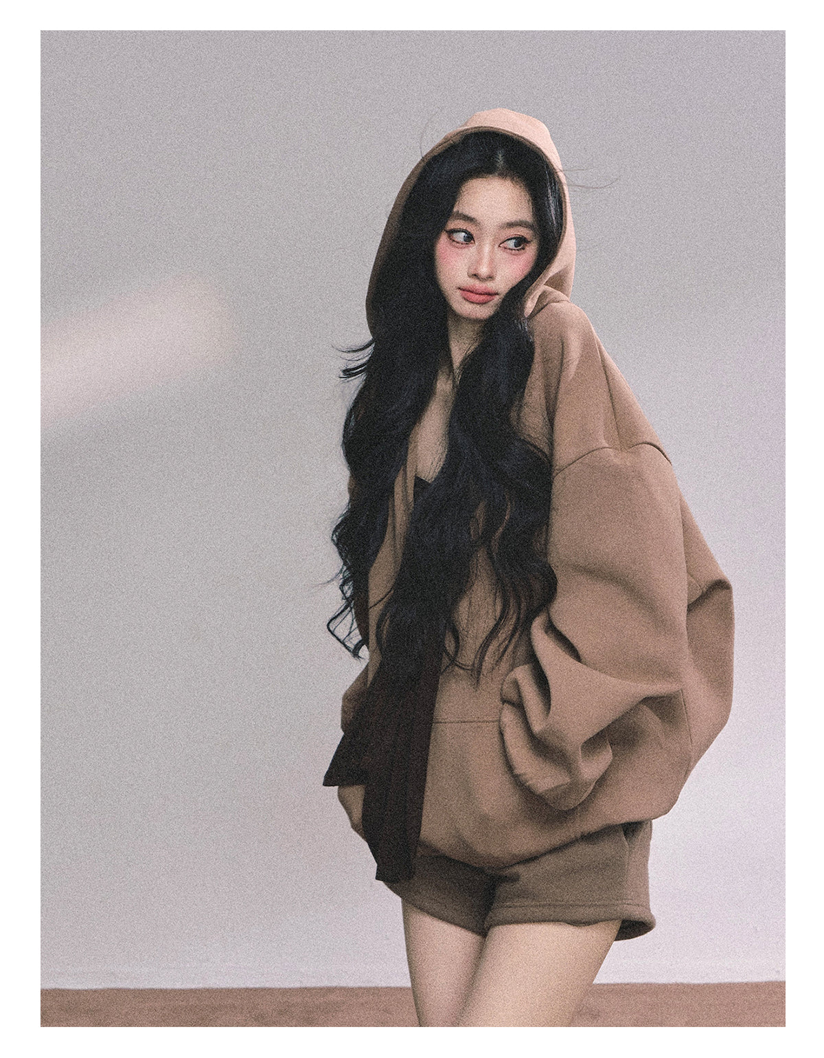 ShaoYeYan Autumn Leaves Riverside Casual Hoodie Set