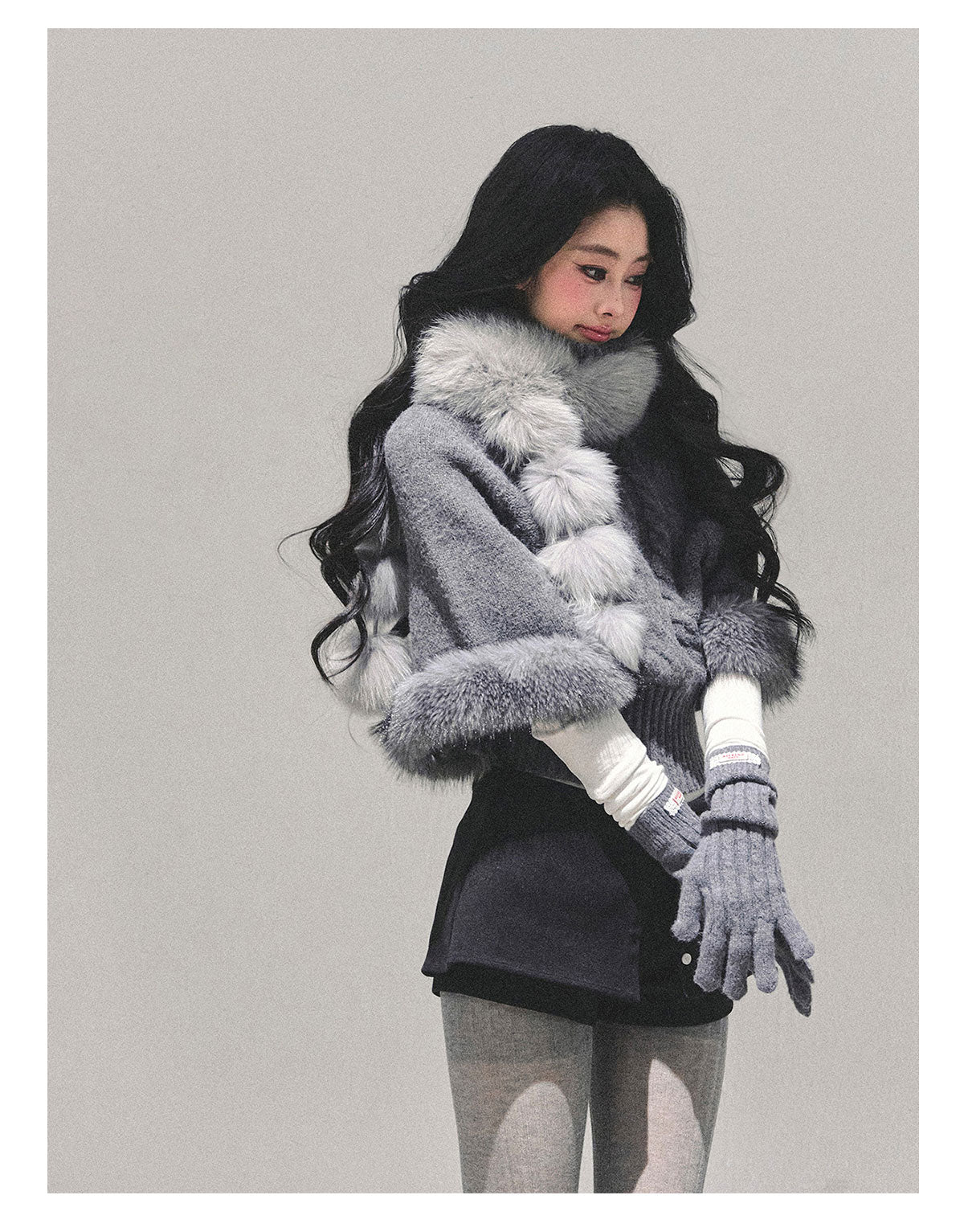 ShaoYeYan Passing By Her Side Faux Fox Fur Collar