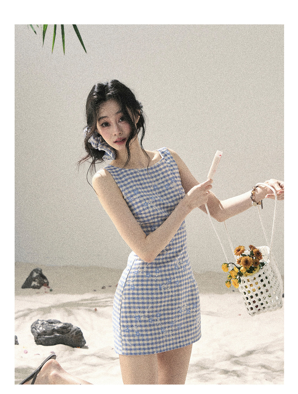 ShaoYeYan Aomalm Gentle Breeze Brushes the Waves French Vacation Embroidered Plaid Dress