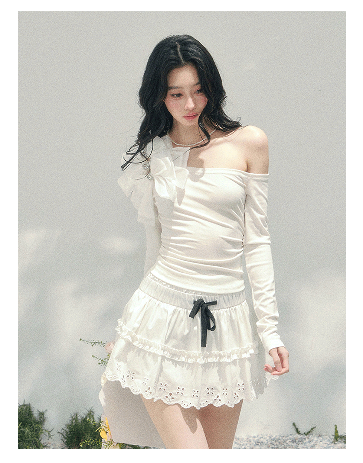 ShaoYeYan Aomalm Morning Mist Over Shoulders Bow Off-Shoulder Tee