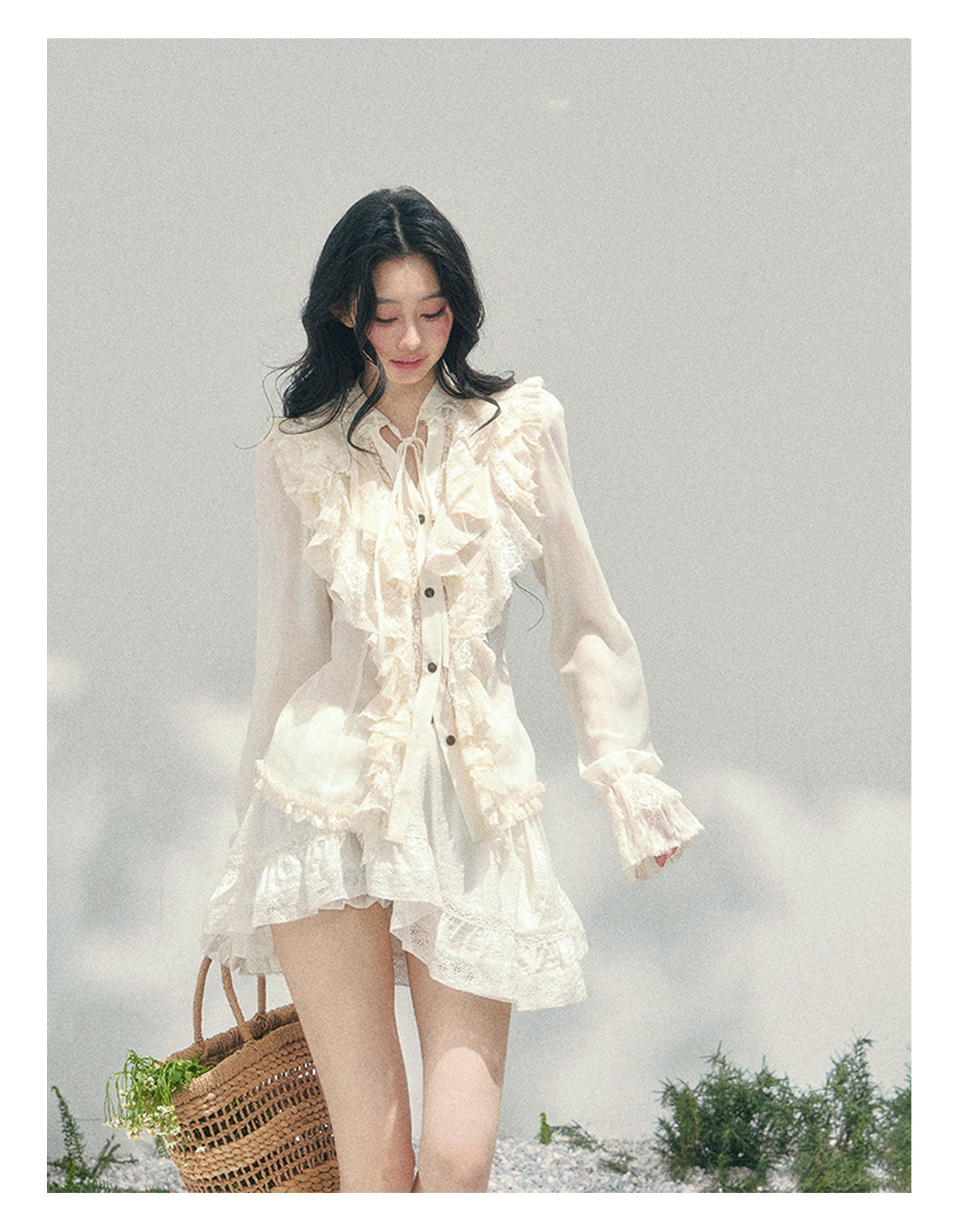 ShaoYeYan Aomalm Temperature of Memory French Court Style Ruffle Lace Blouse