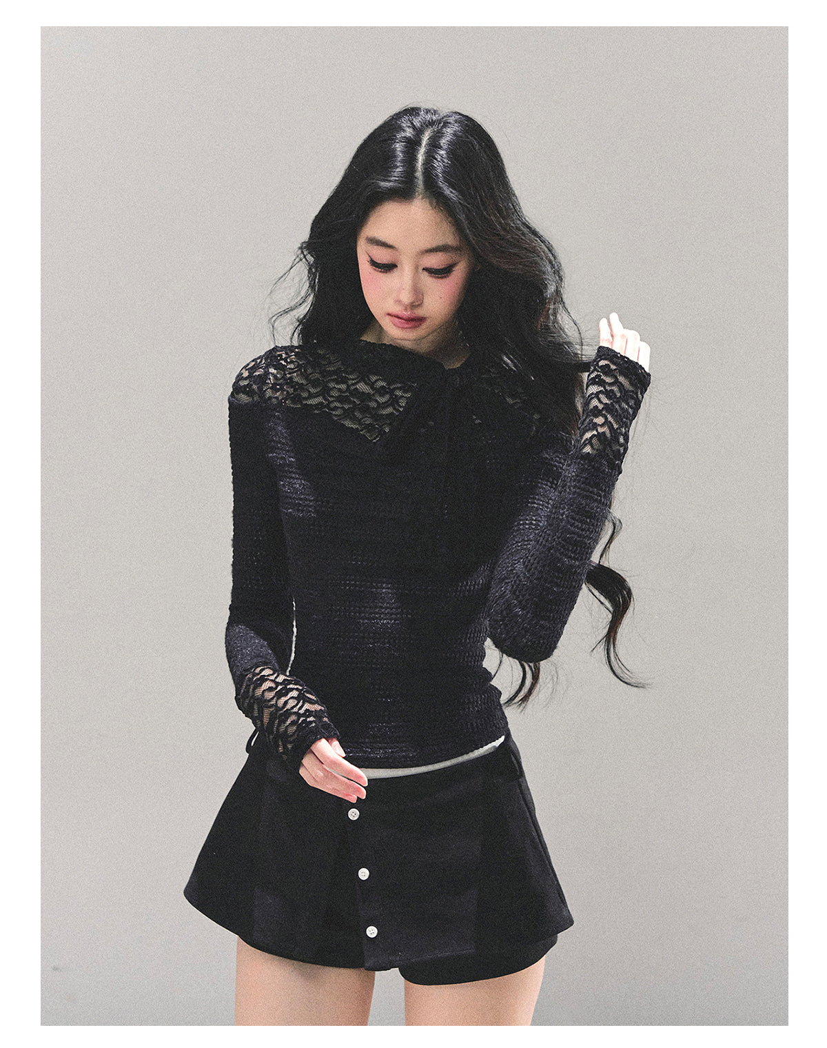 ShaoYeYan Black & White Long Sleeve Lace T-Shirt