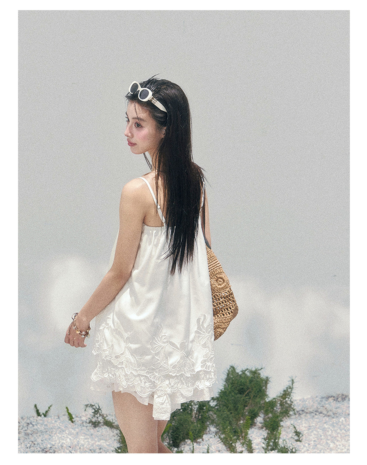ShaoYeYan Aomalm Summer Like a Bouquet Off-Shoulder French Lace Cami