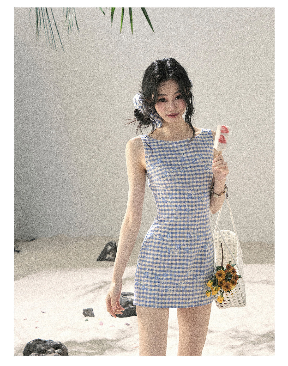 ShaoYeYan Aomalm Gentle Breeze Brushes the Waves French Vacation Embroidered Plaid Dress