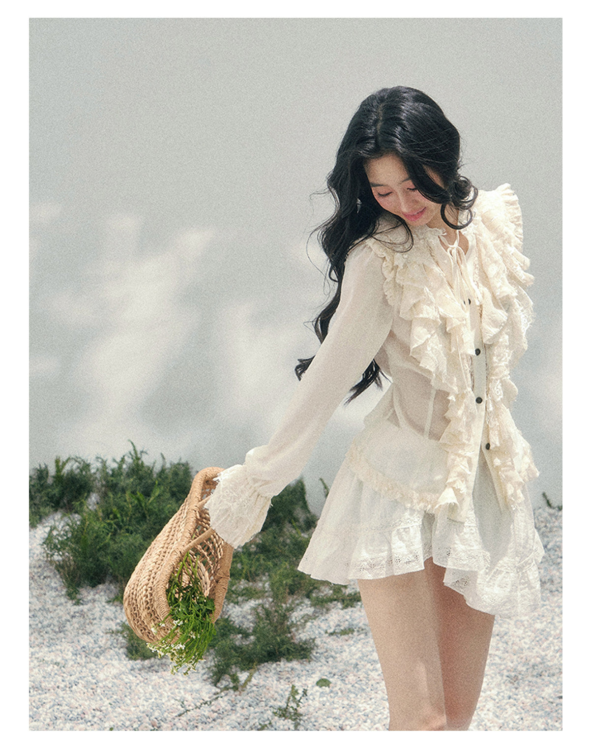 ShaoYeYan Aomalm Temperature of Memory French Court Style Ruffle Lace Blouse