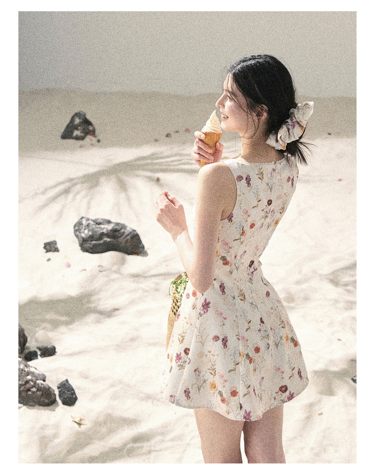ShaoYeYan Aomalm Chamomile Summer French Lace Floral Strap Dress