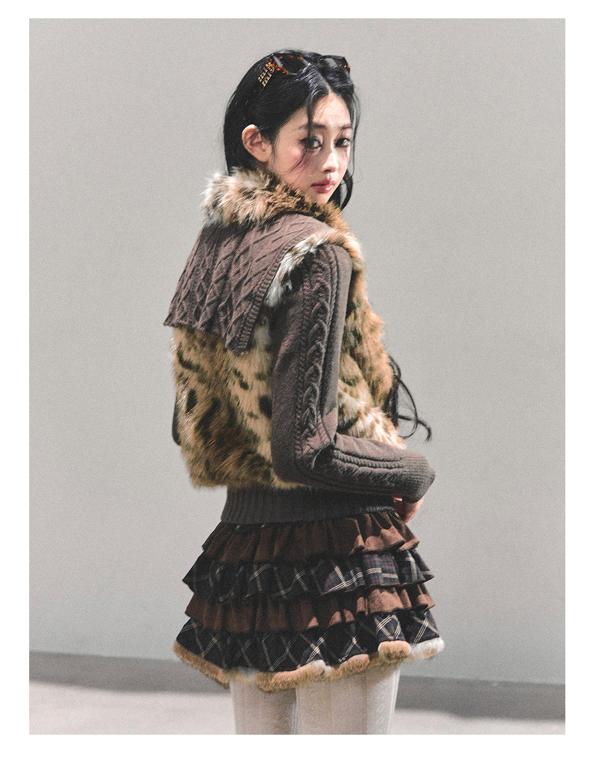 ShaoYeYan She Walks Through Wilderness Fake Two-Layer Coat