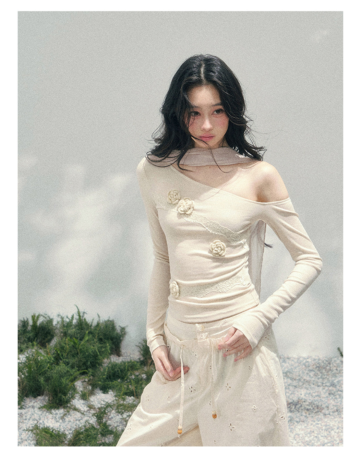 ShaoYeYan Aomalm Rose's Whisper 3D Floral Off-Shoulder Tee