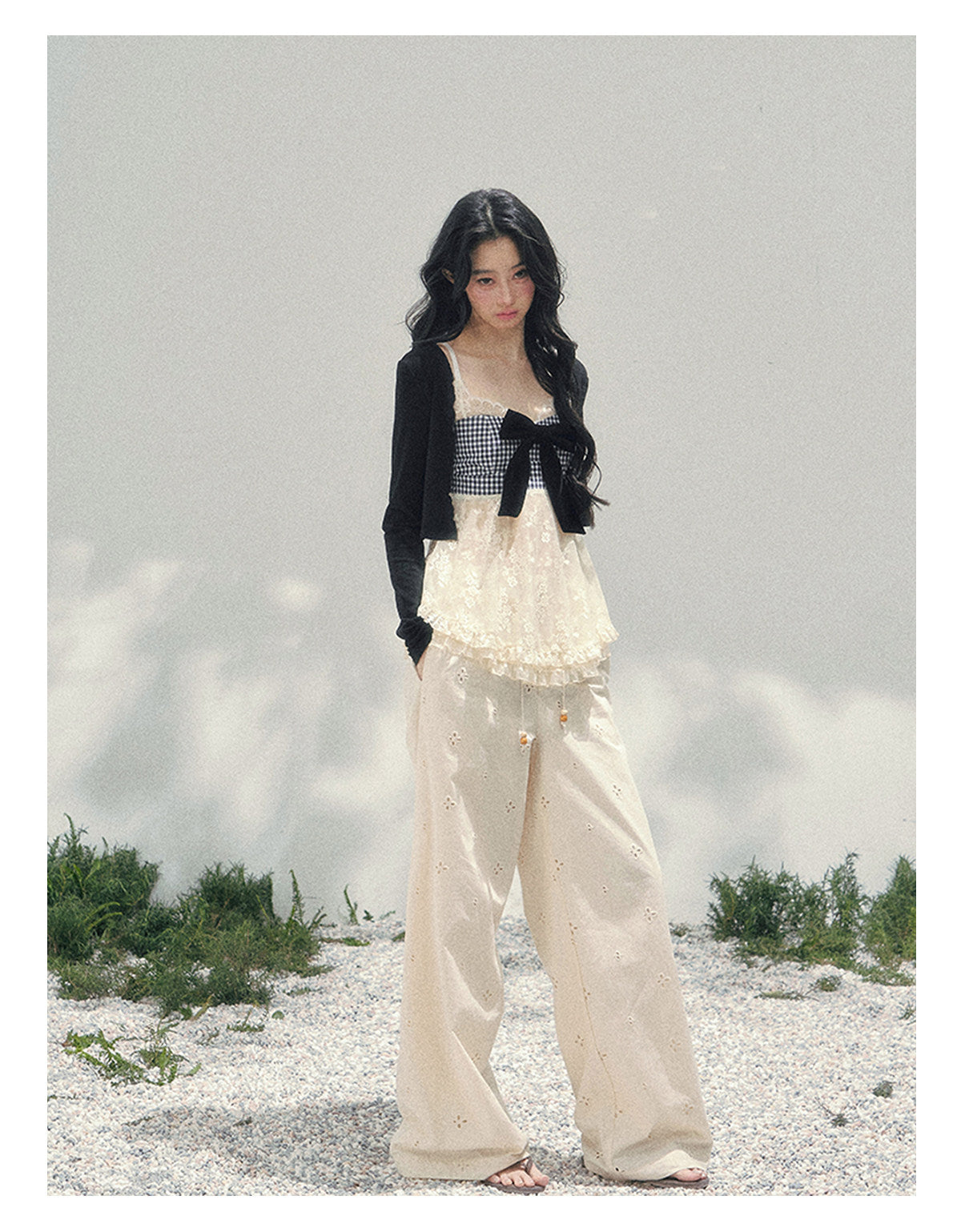 ShaoYeYan Aomalm She Passes Through Blossoms Bow Lace Plaid Tee
