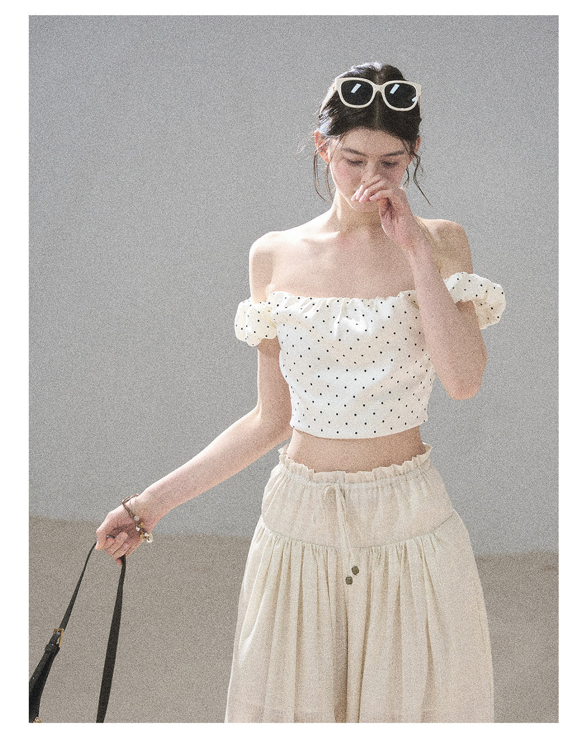 ShaoYeYan Aomalm Plaid Old Times Off-Shoulder Short Sleeve Top