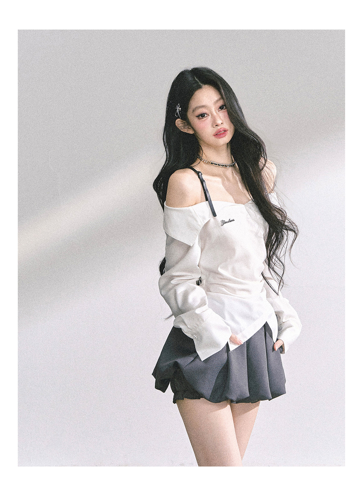SHAOYEYAN London Story Off-Shoulder Plaid Shirt