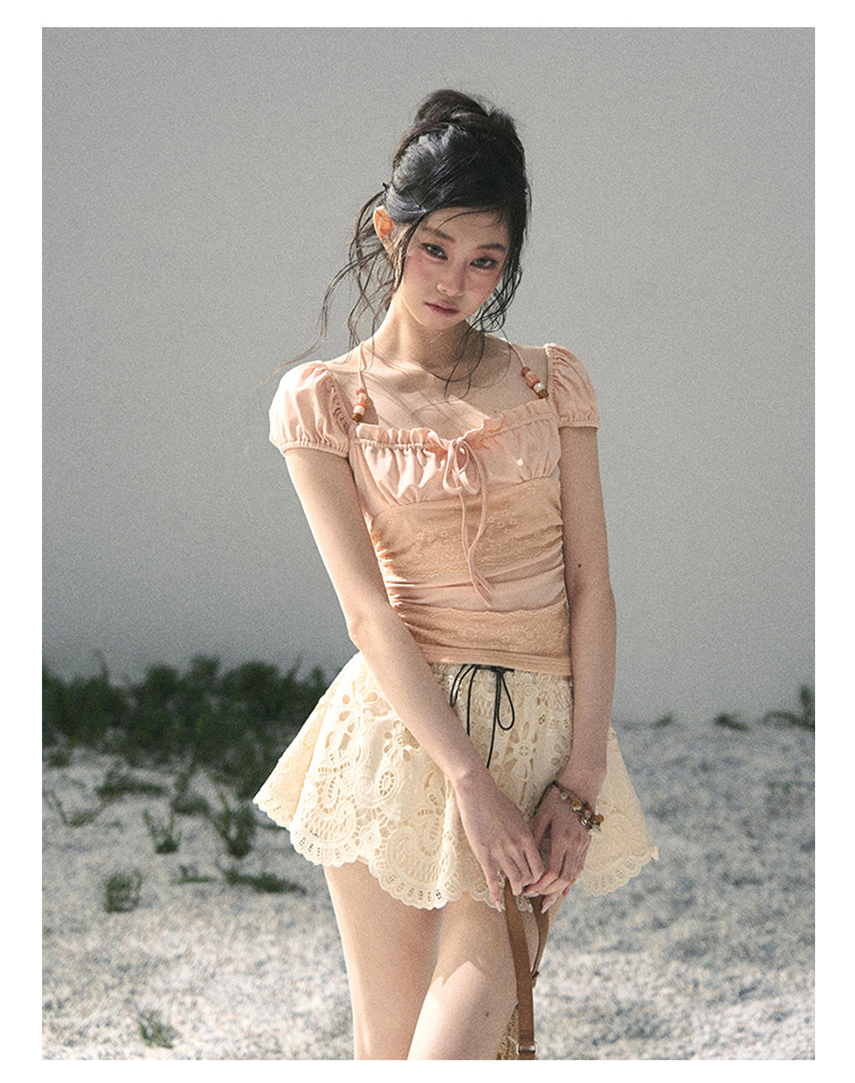 ShaoYeYan Aomalm Dreamlike Reality French Bubble Sleeve Lace Top